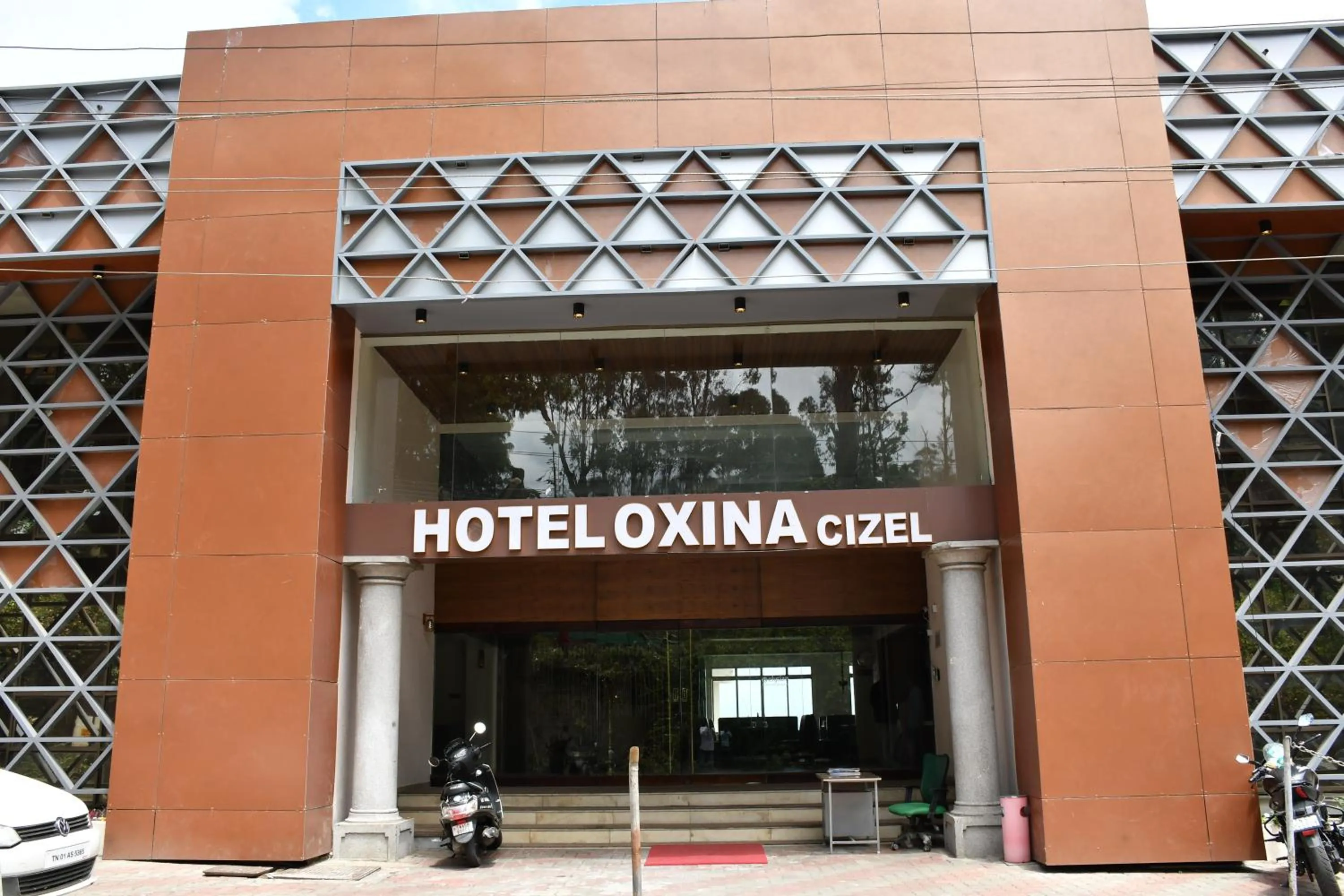 Facade/entrance in Hotel Oxina Cizel