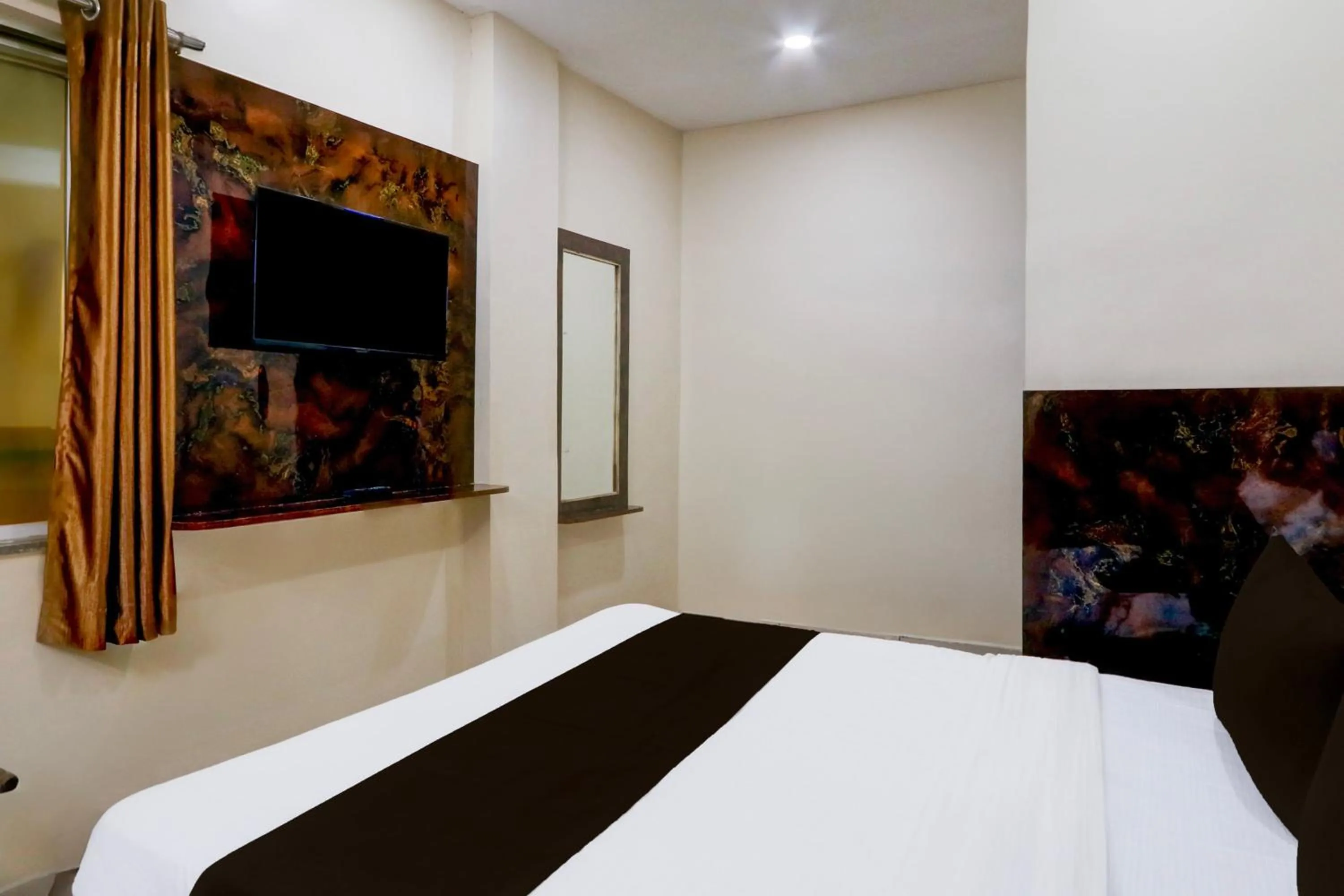 Bedroom, Bed in Hotel O Sai Manikanta Homes