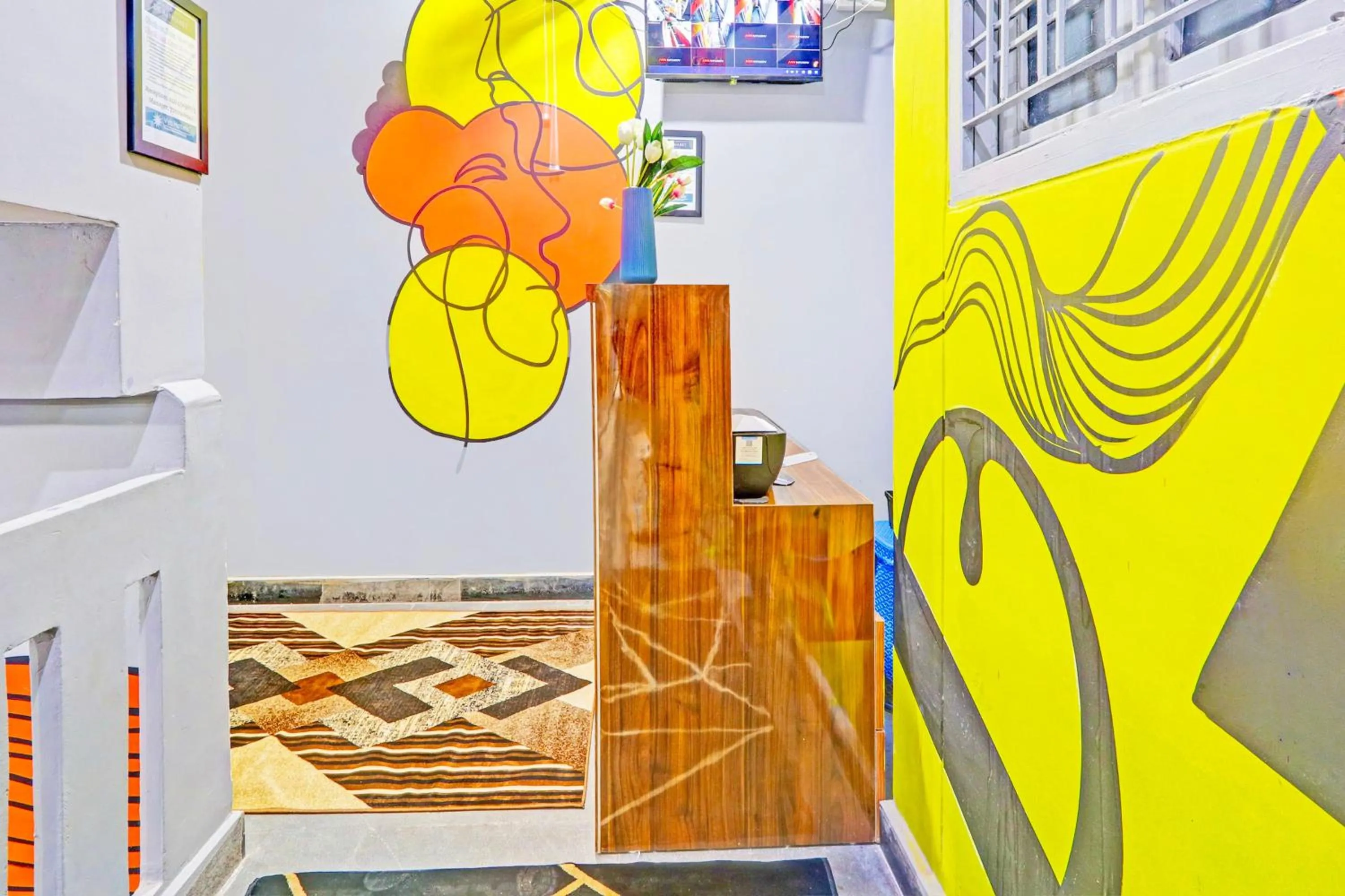 Lobby or reception in Collection O De Alphabet Hotel UMCC