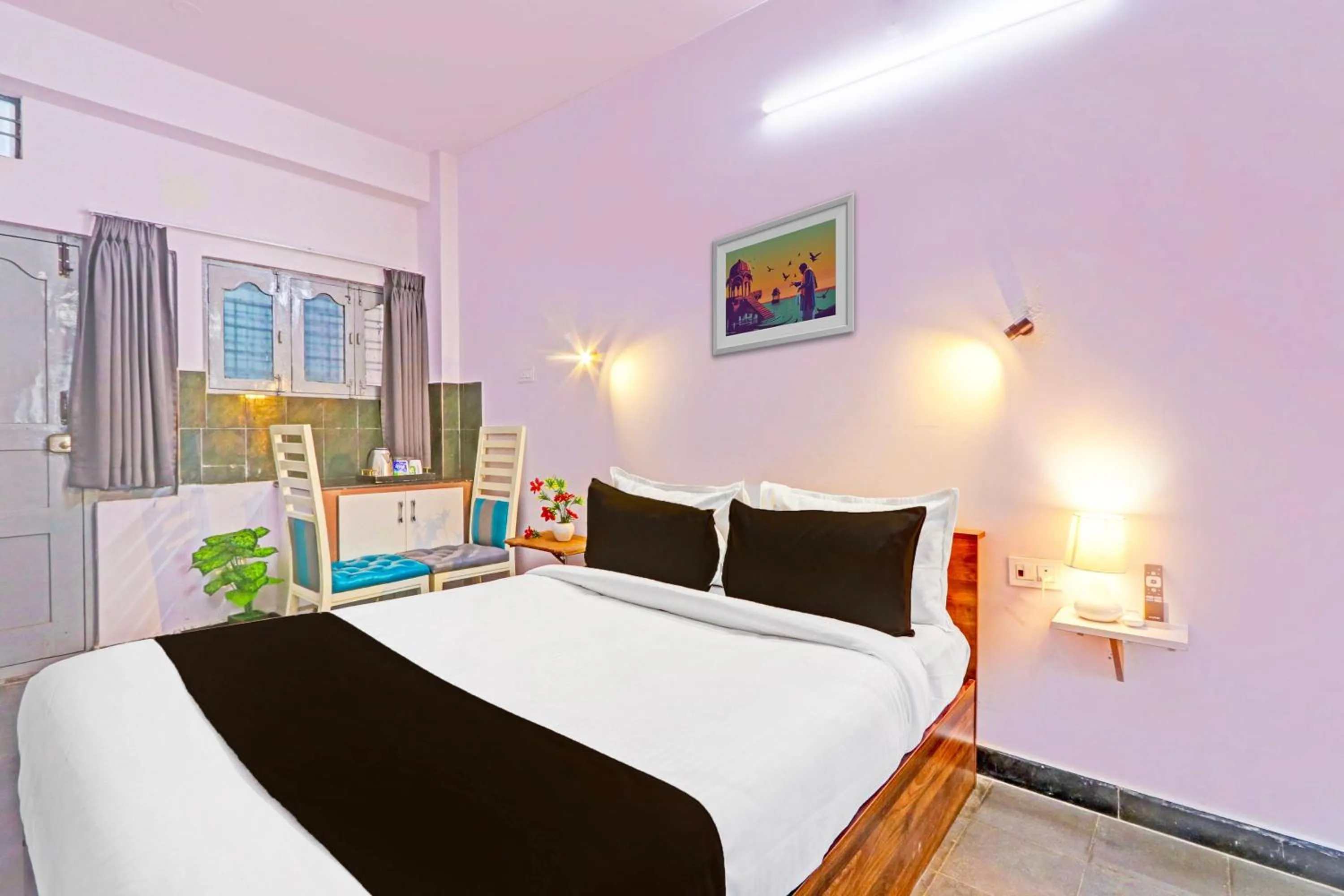 Bedroom, Bed in Collection O De Alphabet Hotel UMCC