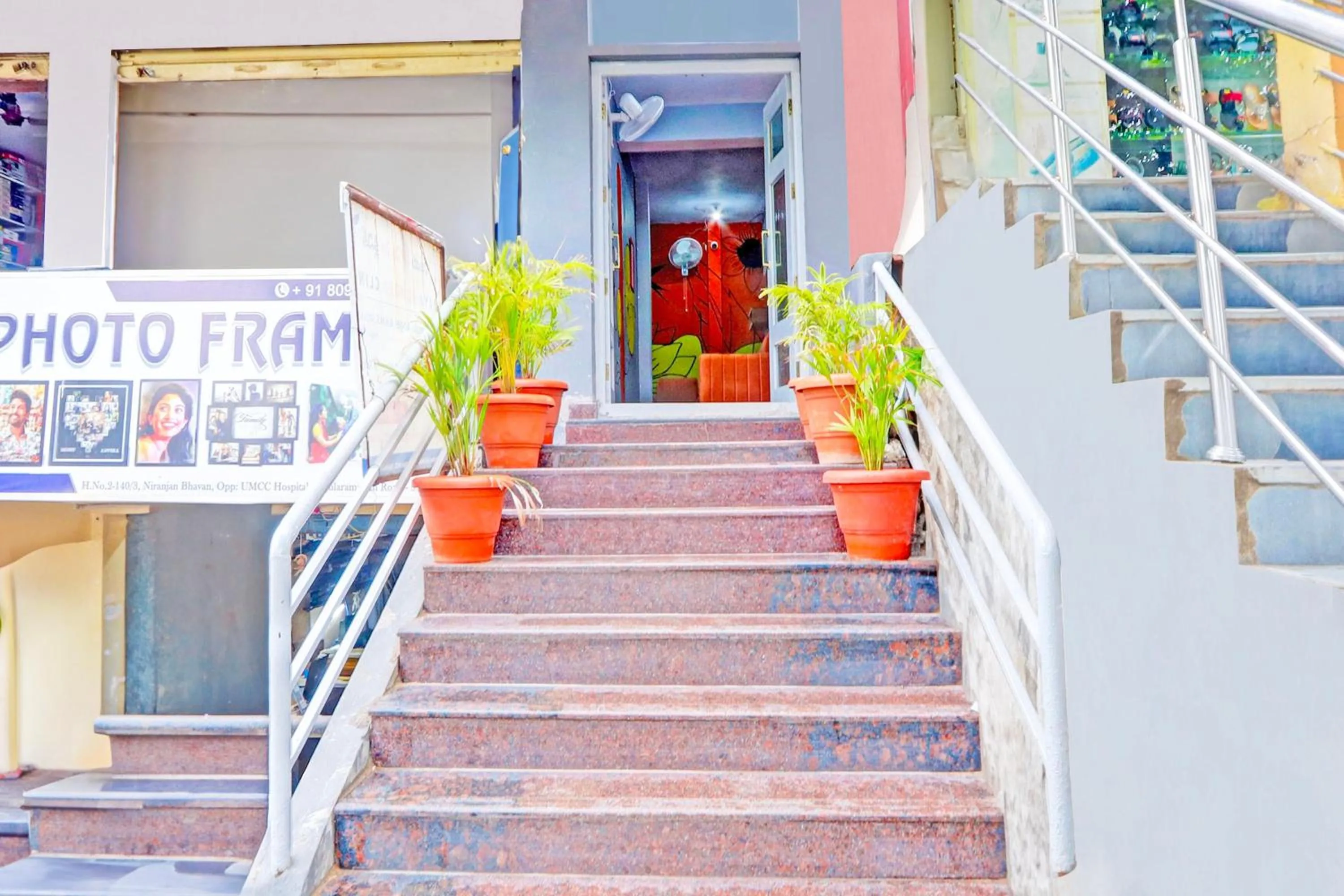 Facade/entrance in Collection O De Alphabet Hotel UMCC