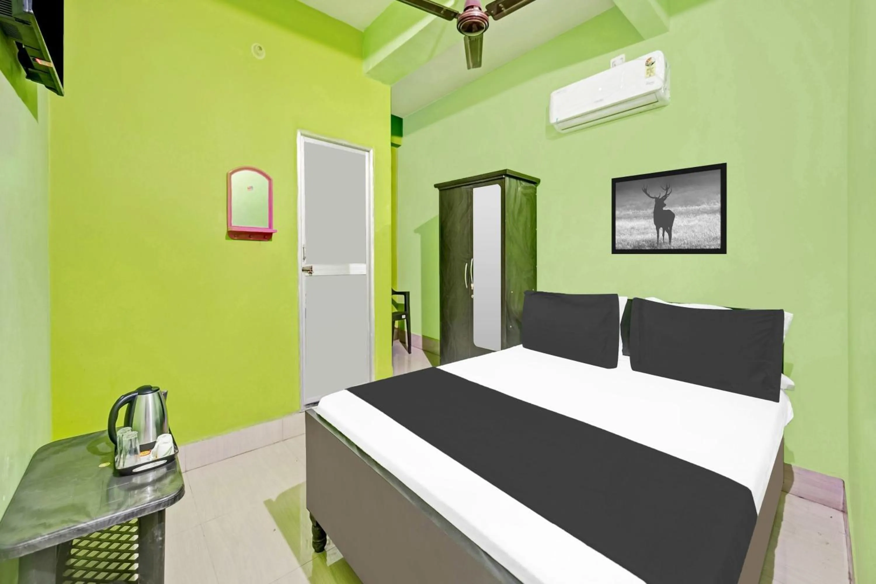 Bedroom, Bed in Hotel O Welcome