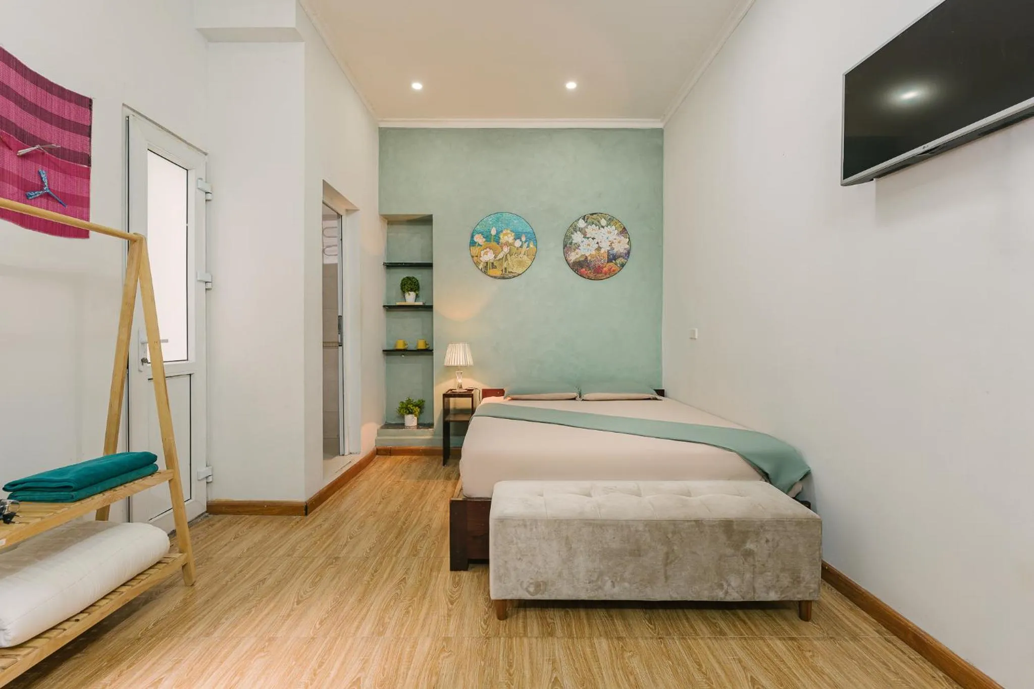 Bed in Drumie Home - salesOTAvn