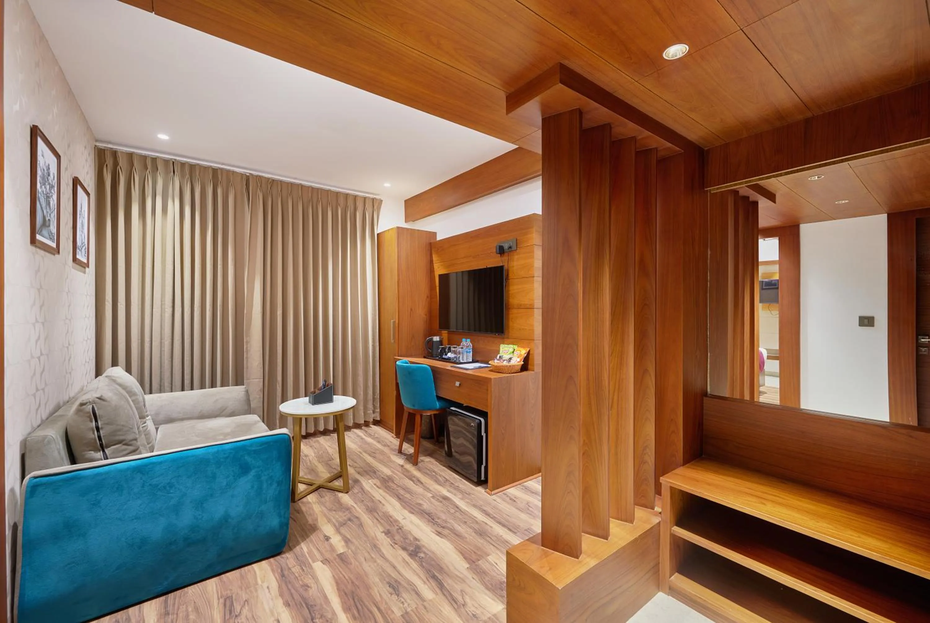 TV and multimedia in Q-White Crescent