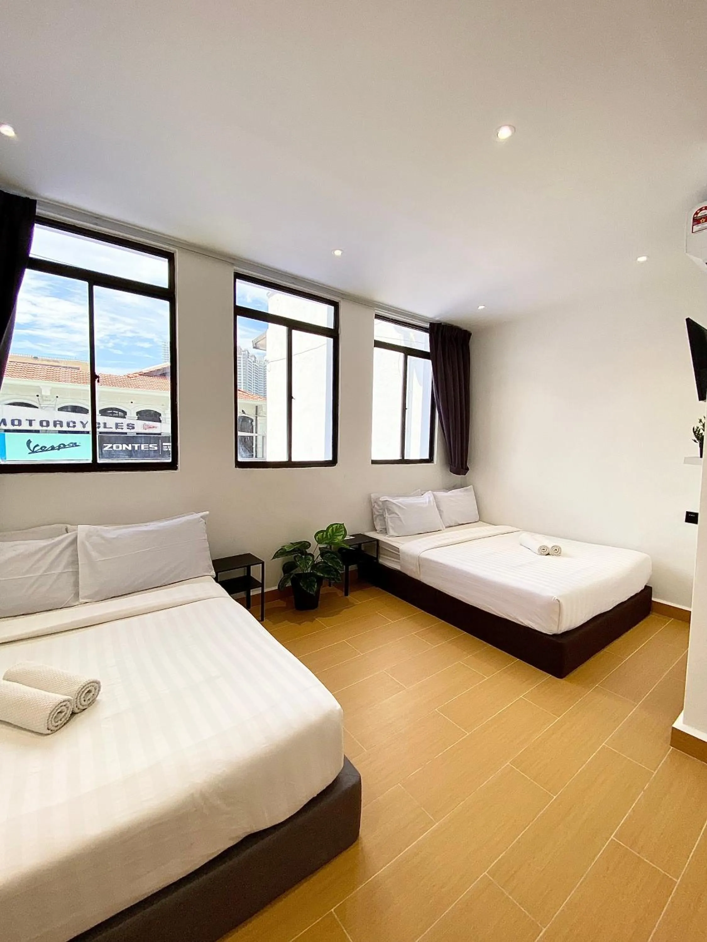 Bedroom, Bed in The 6N by Sky Hive