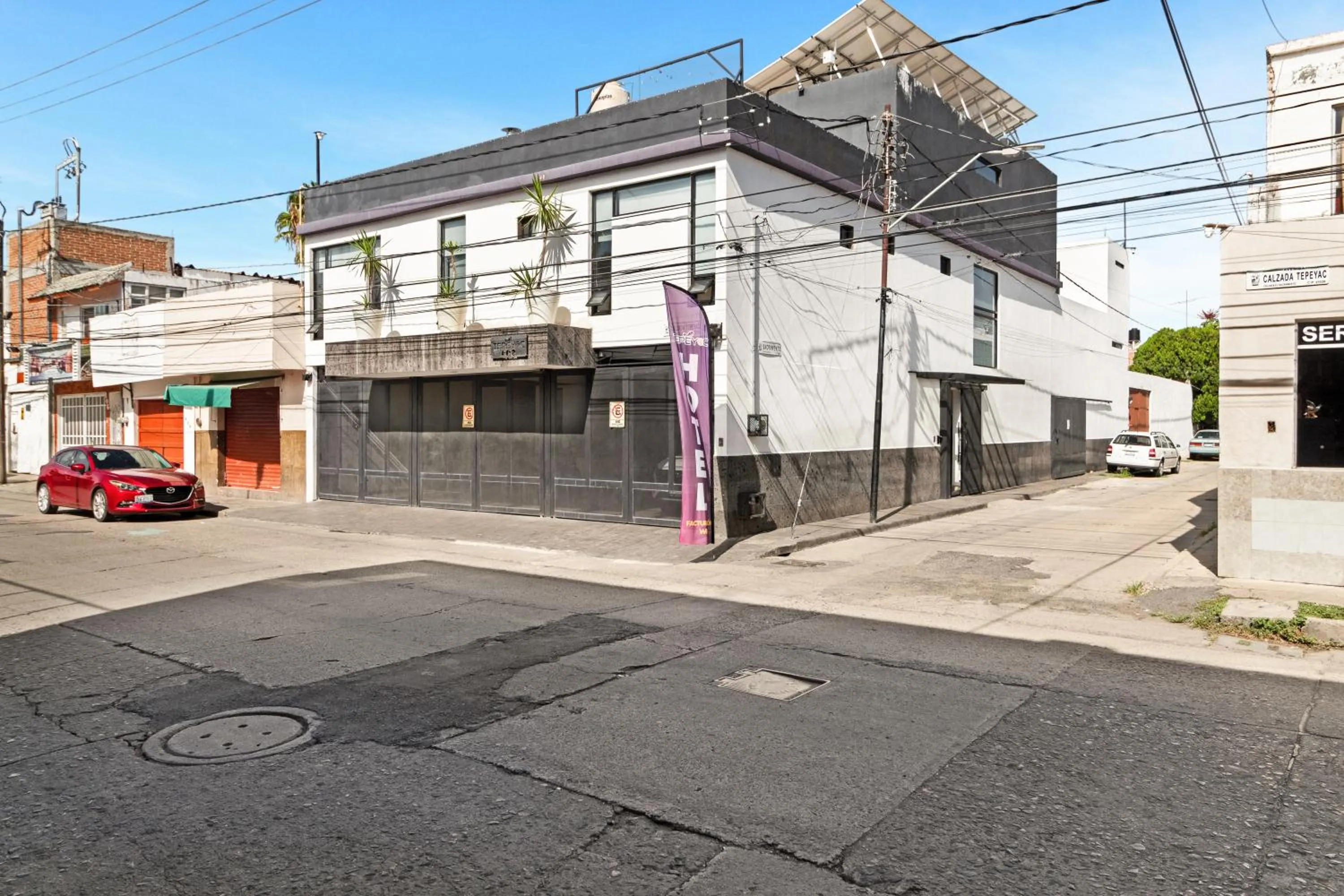 Facade/entrance in Hotel Tepeyac 402 León Calzada