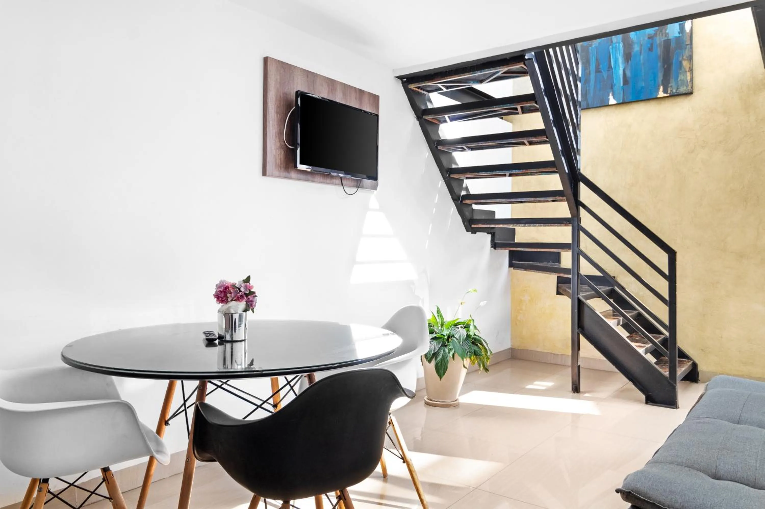 TV and multimedia in Hotel Tepeyac 402 León Calzada