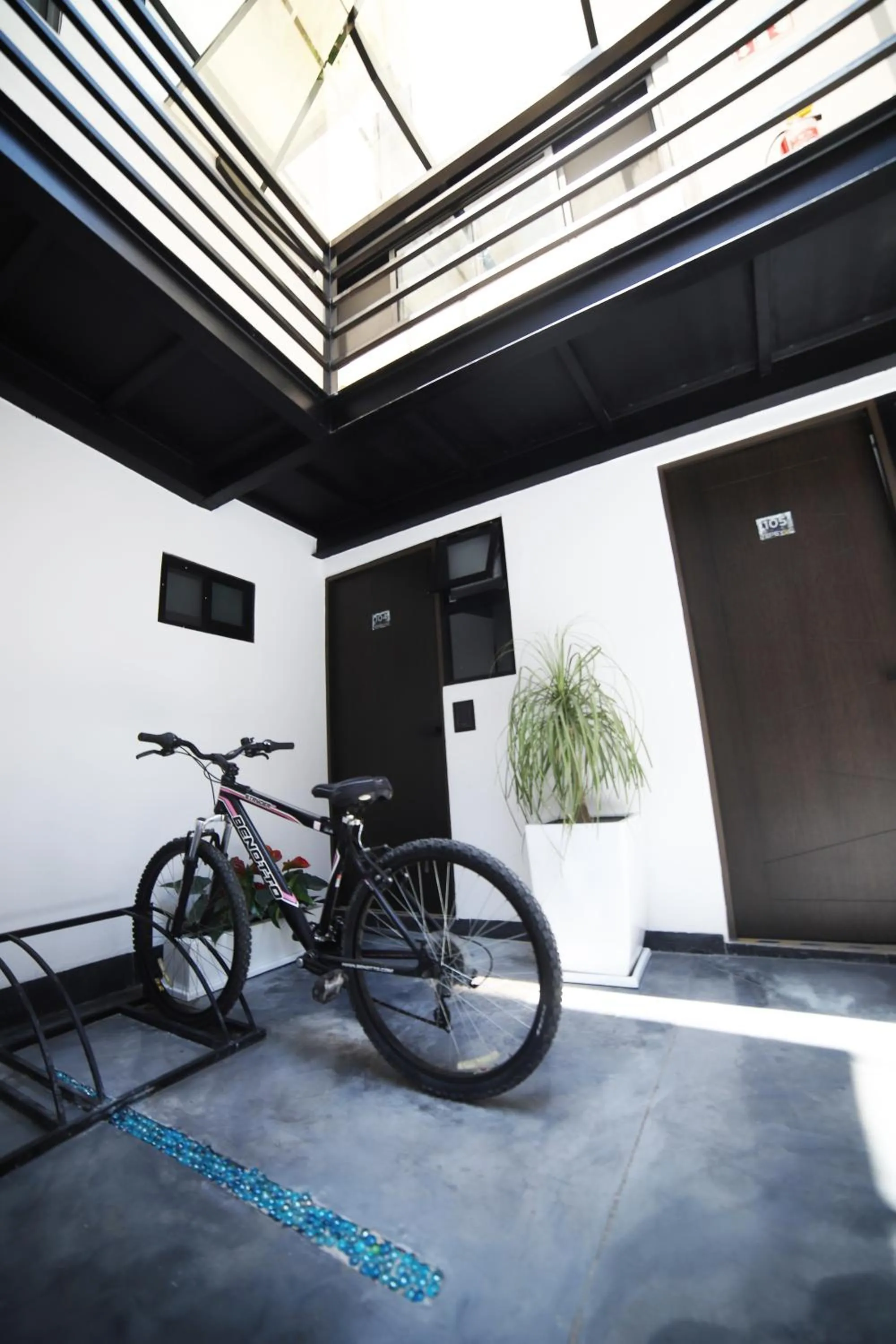 People in Hotel Tepeyac 402 León Calzada