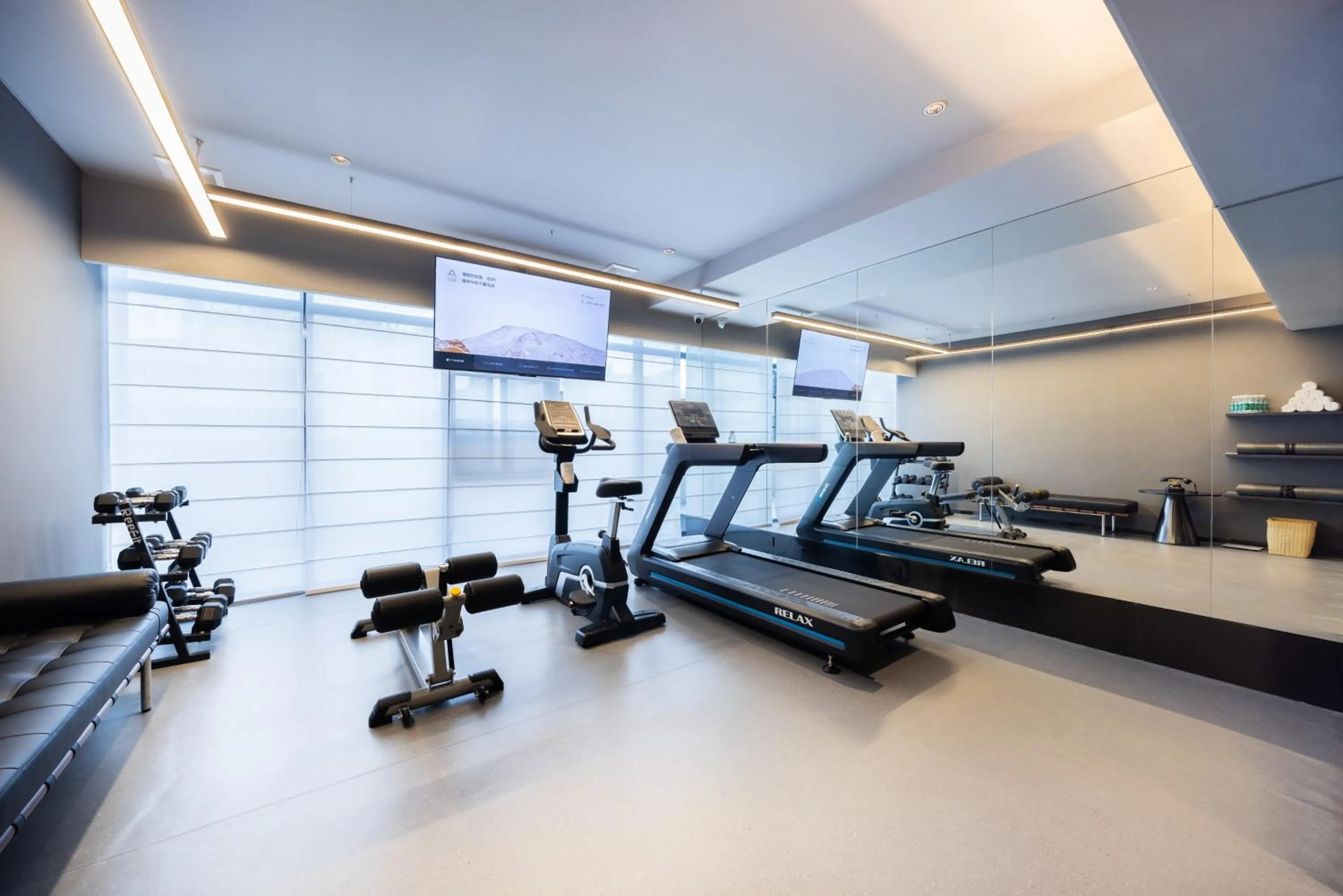 Fitness centre/facilities in Atour Hotel Guangzhou Baiyun Station Julong Metro Station