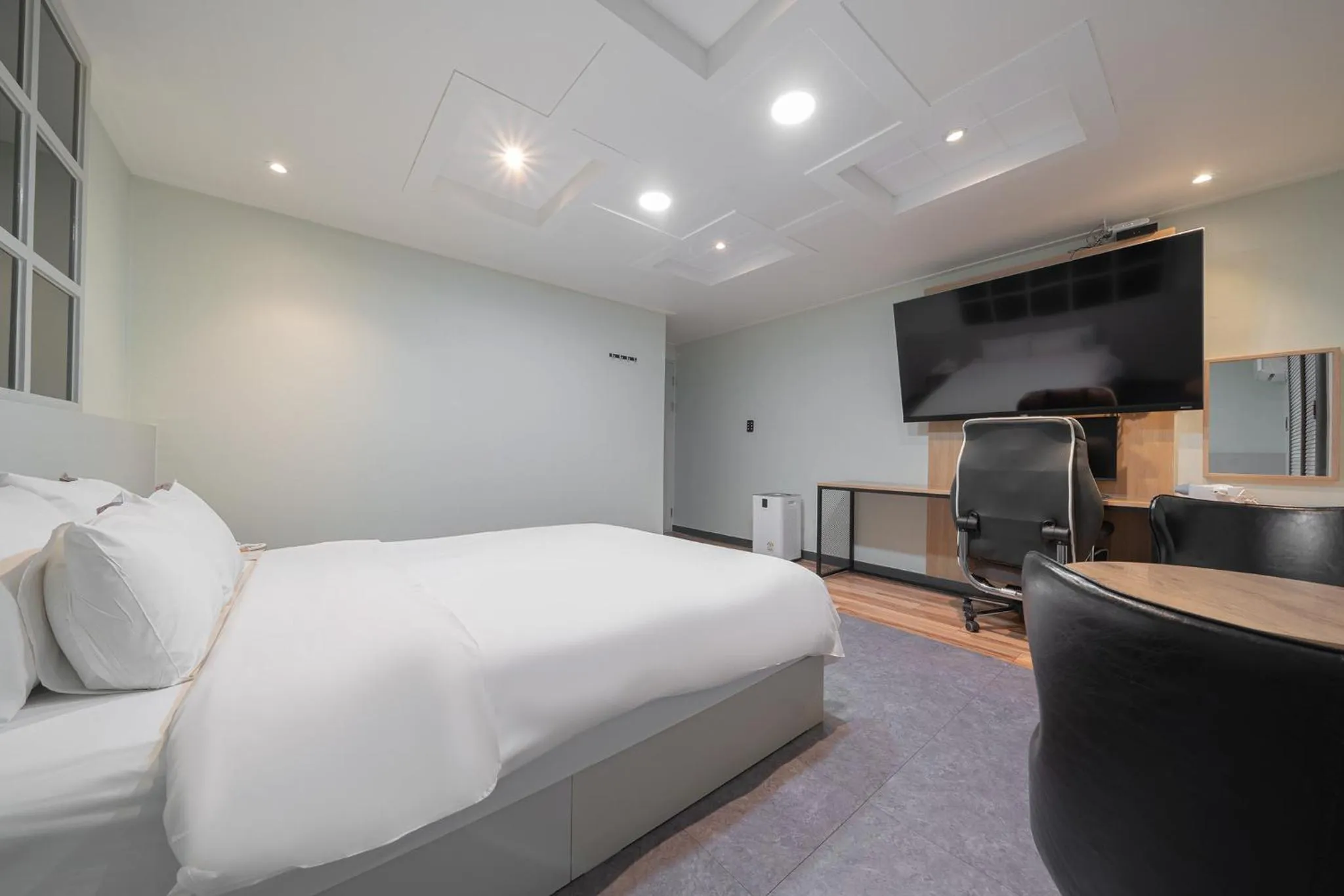 Bed in Curve Hotel Iksan