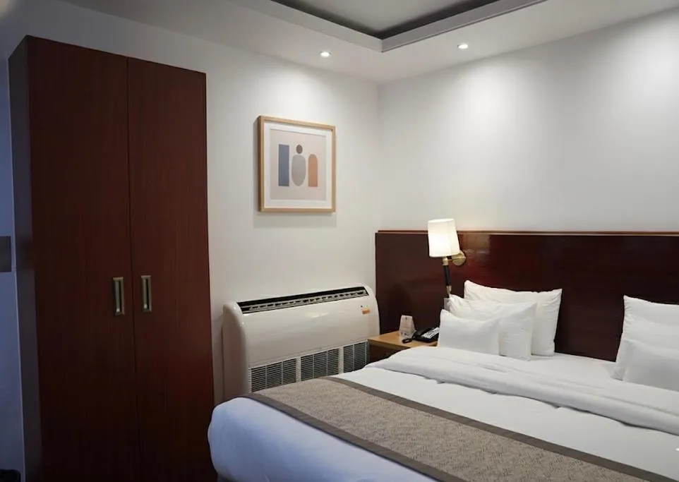 Bed in Hotel The Haven - Centrally Heated and Air Conditioned