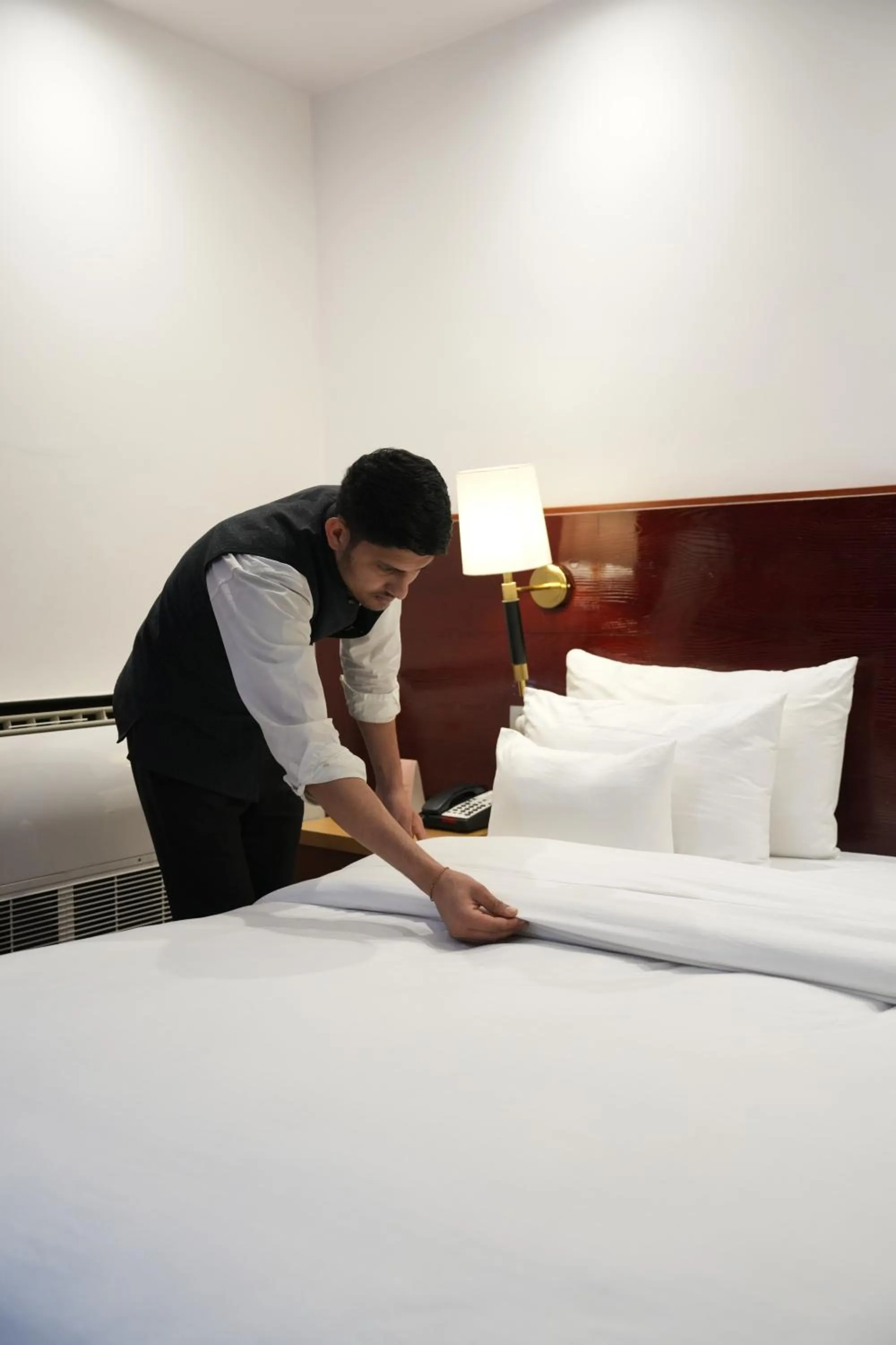 Bed in Hotel The Haven - Centrally Heated and Air Conditioned