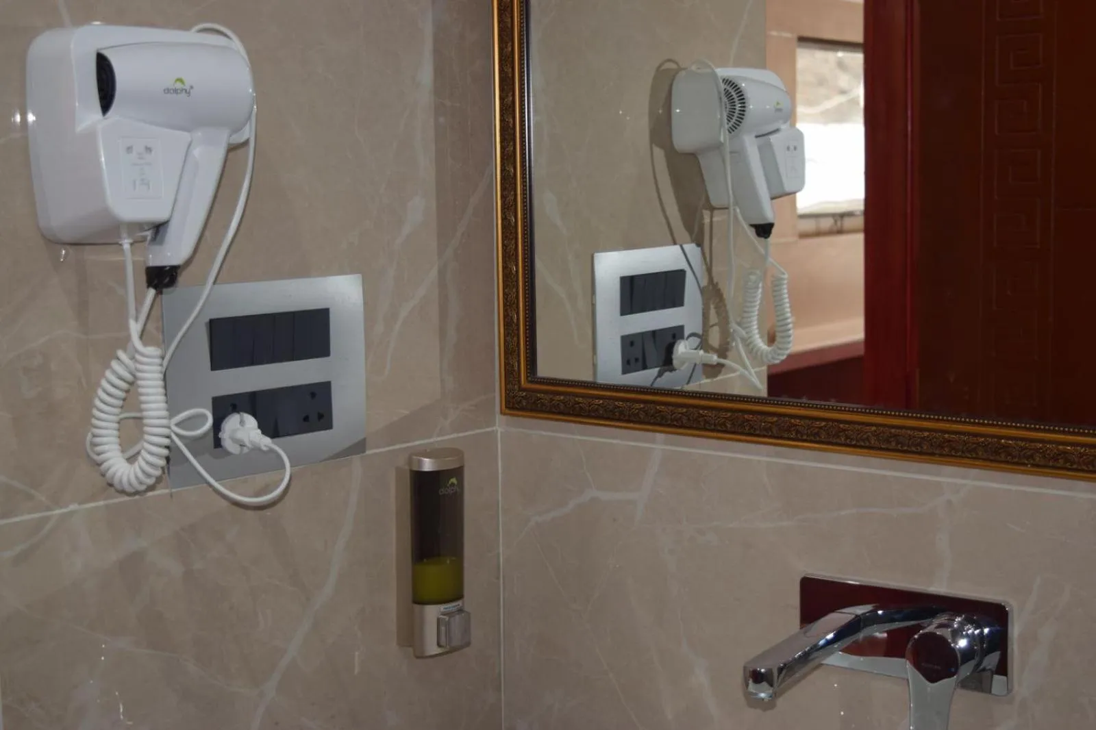 Hotel The Haven - Centrally Heated and Air Conditioned