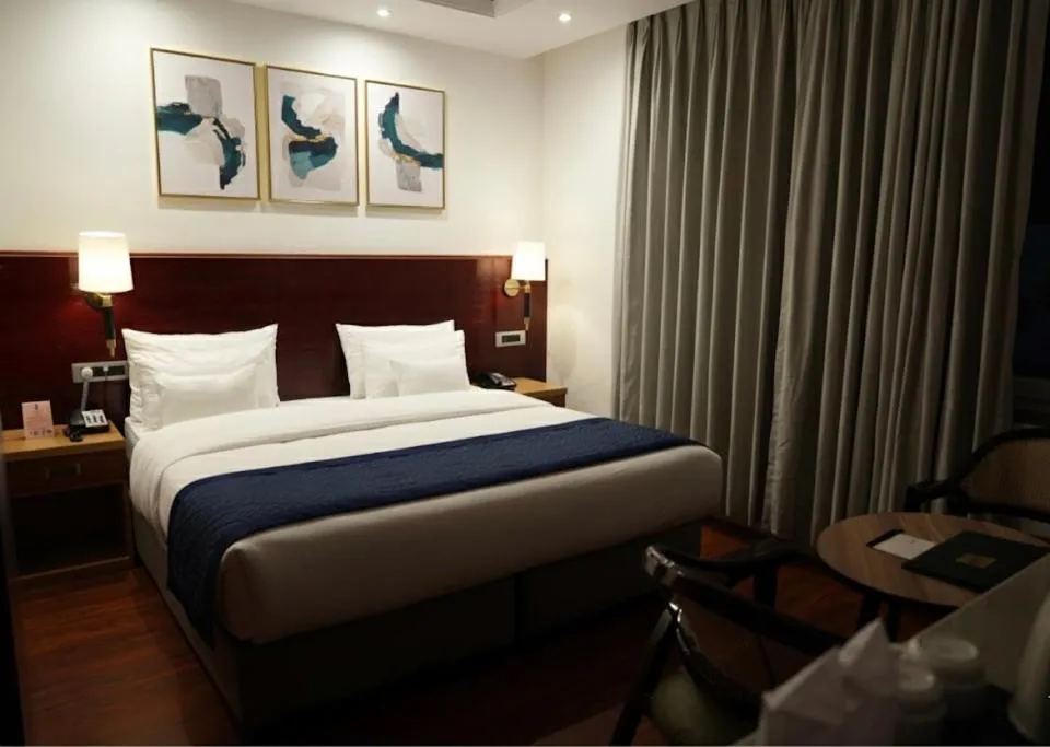 Bed in Hotel The Haven - Centrally Heated and Air Conditioned