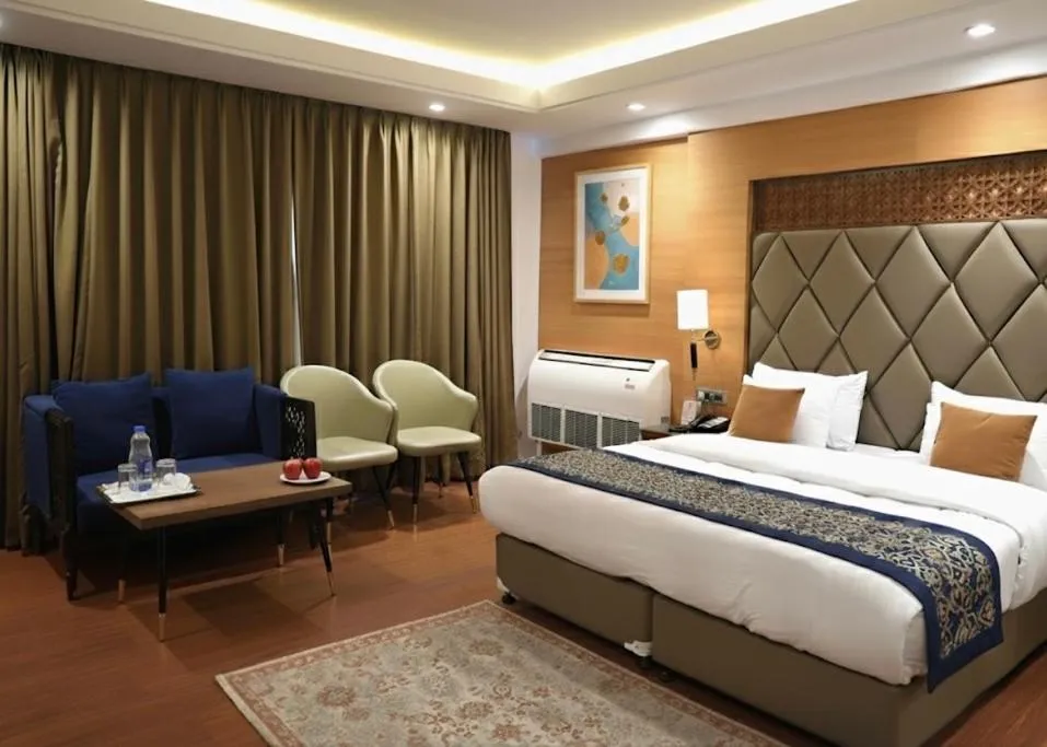 Bed in Hotel The Haven - Centrally Heated and Air Conditioned