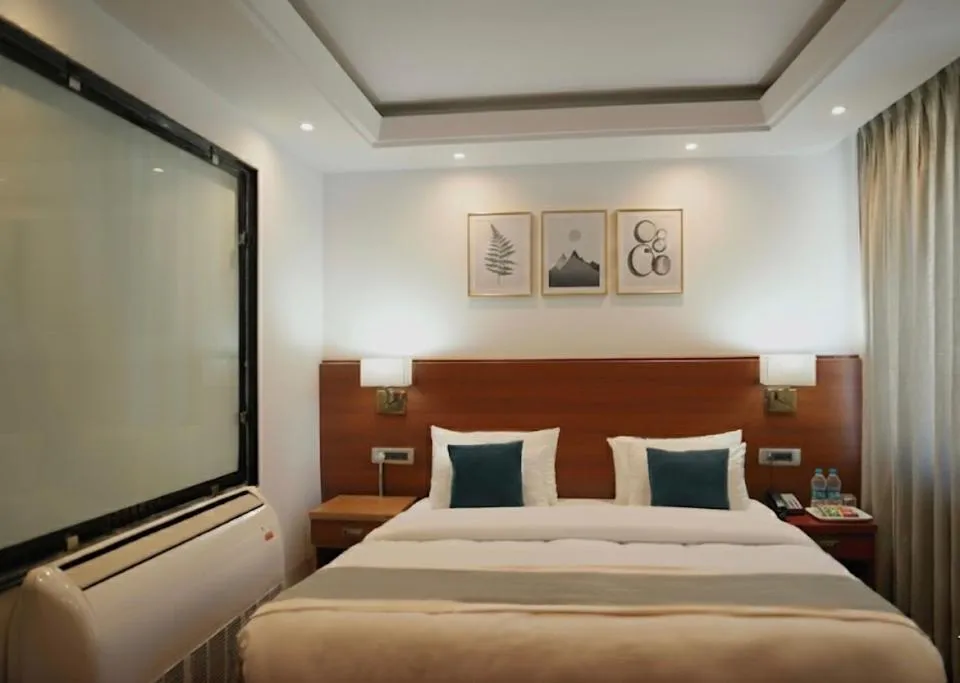 Bed in Hotel The Haven - Centrally Heated and Air Conditioned