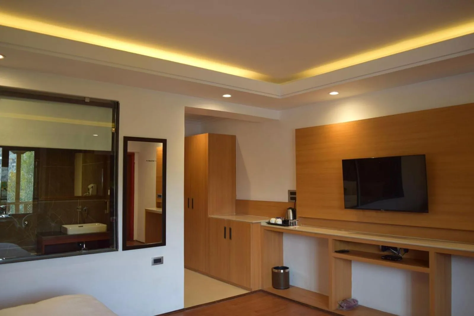 Hotel The Haven - Centrally Heated and Air Conditioned