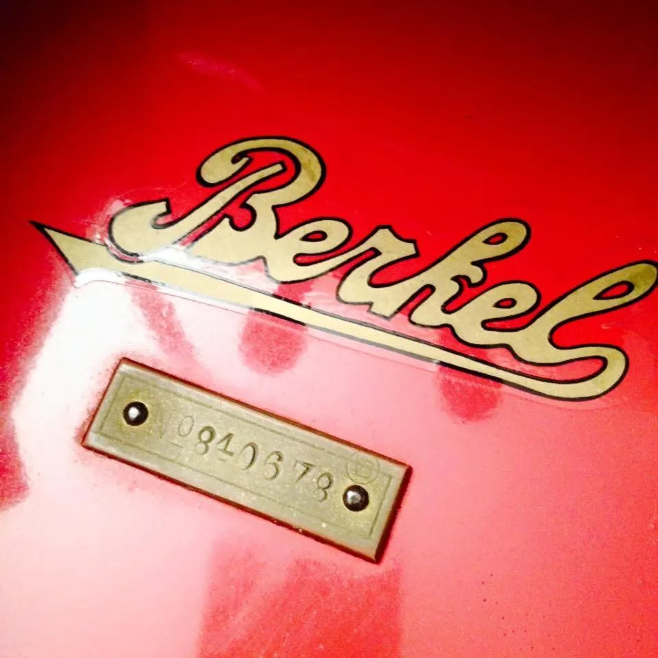 Logo/Certificate/Sign in Hotel Numi & Medusa