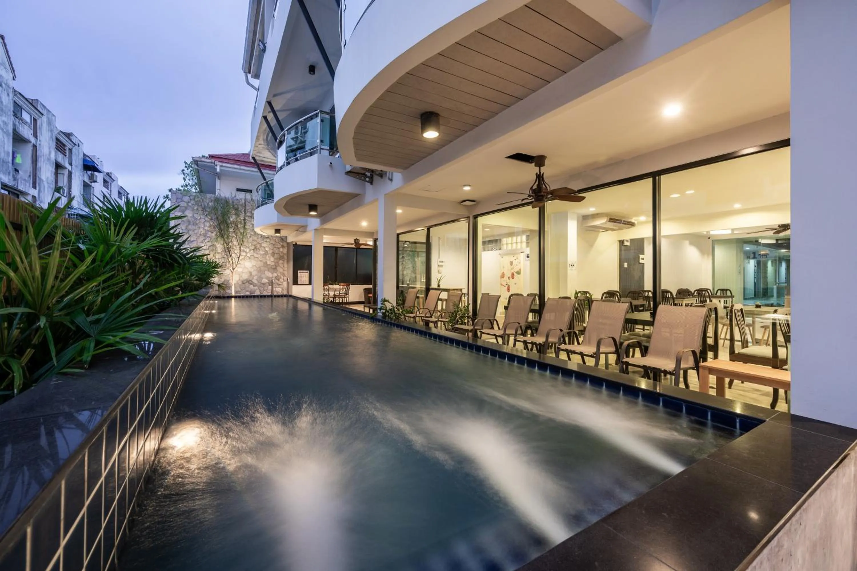Swimming pool in Kokotel Pattaya North Beach