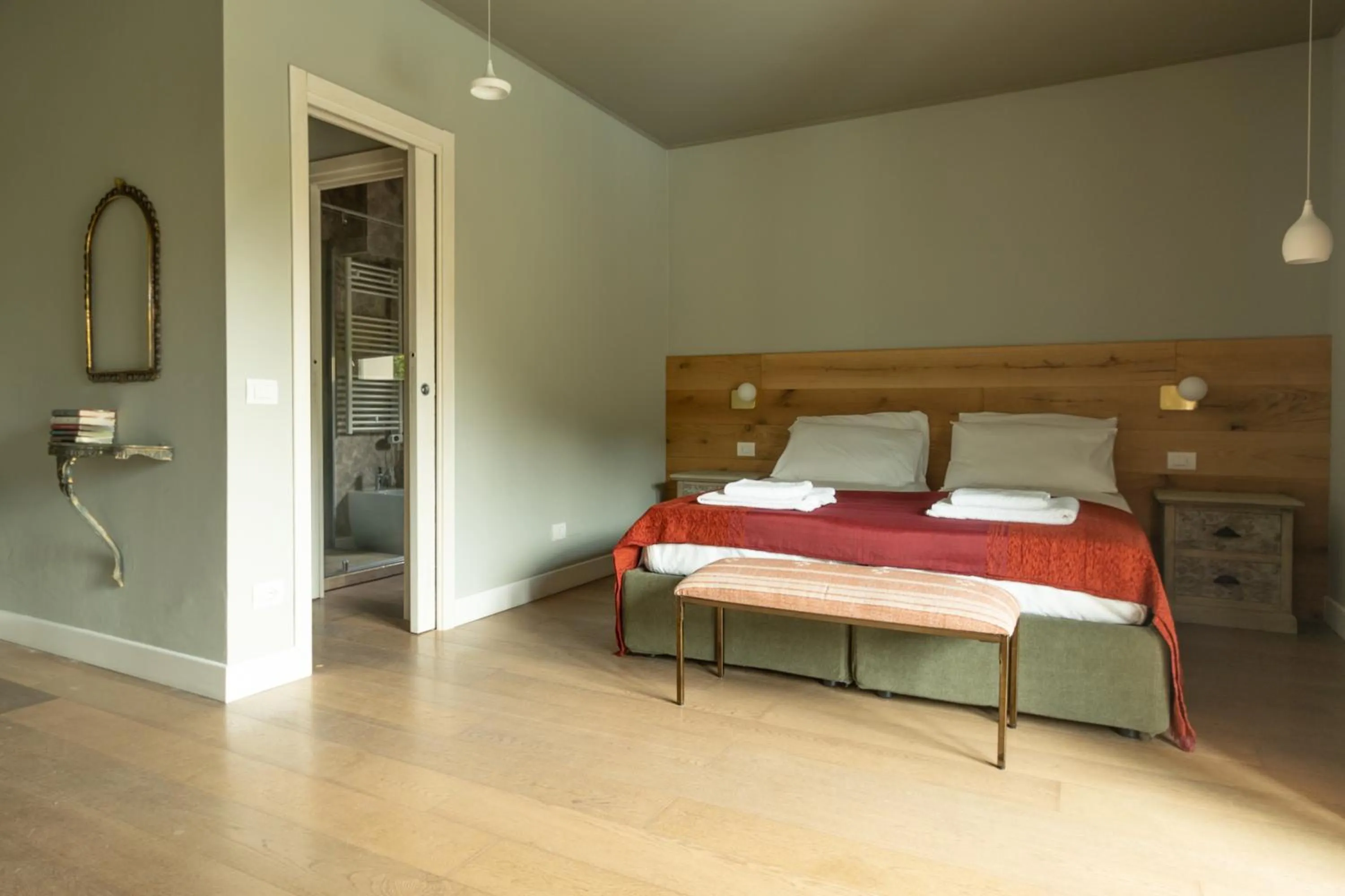 Bed in Luce Boutique Hotel
