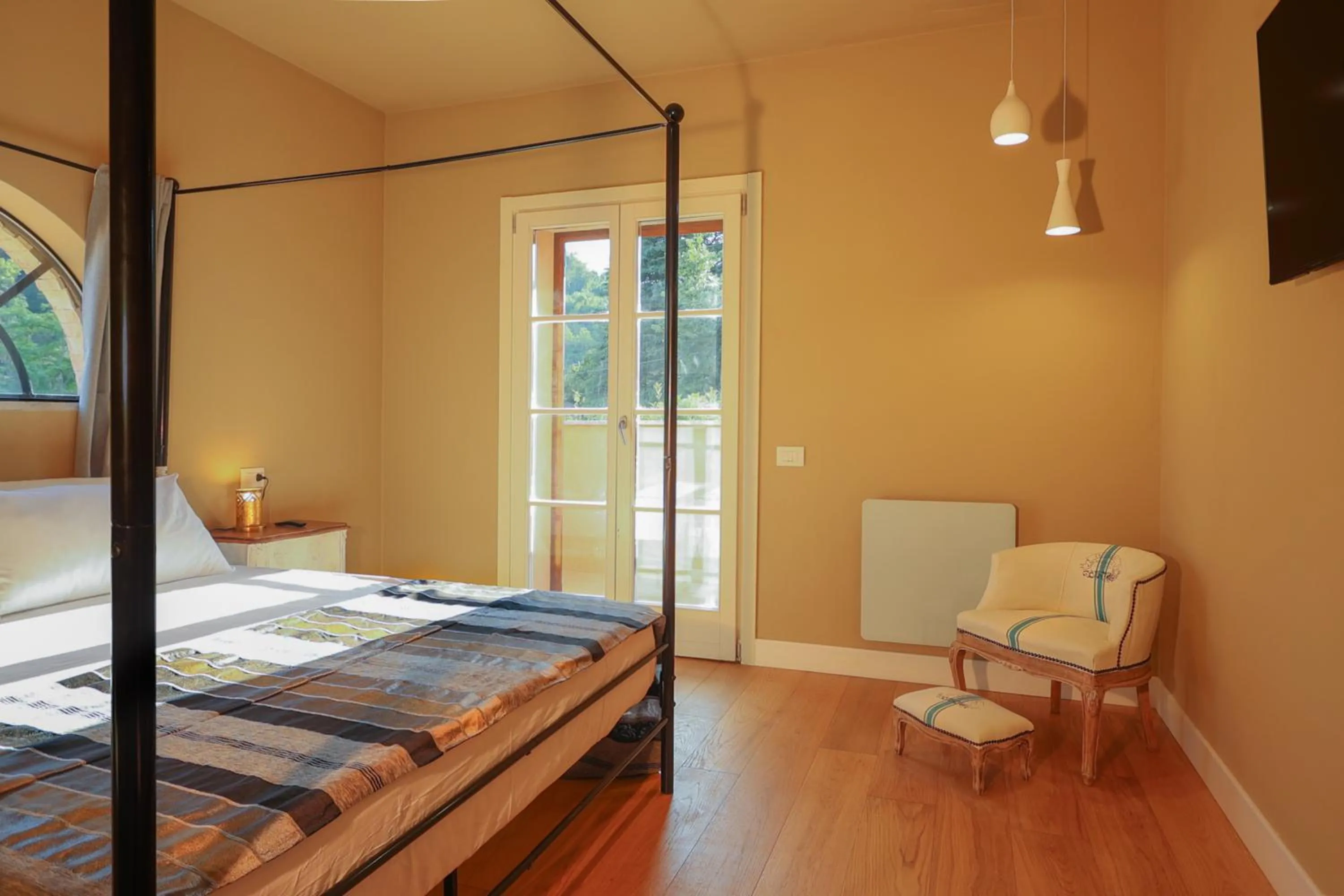 Bed in Luce Boutique Hotel