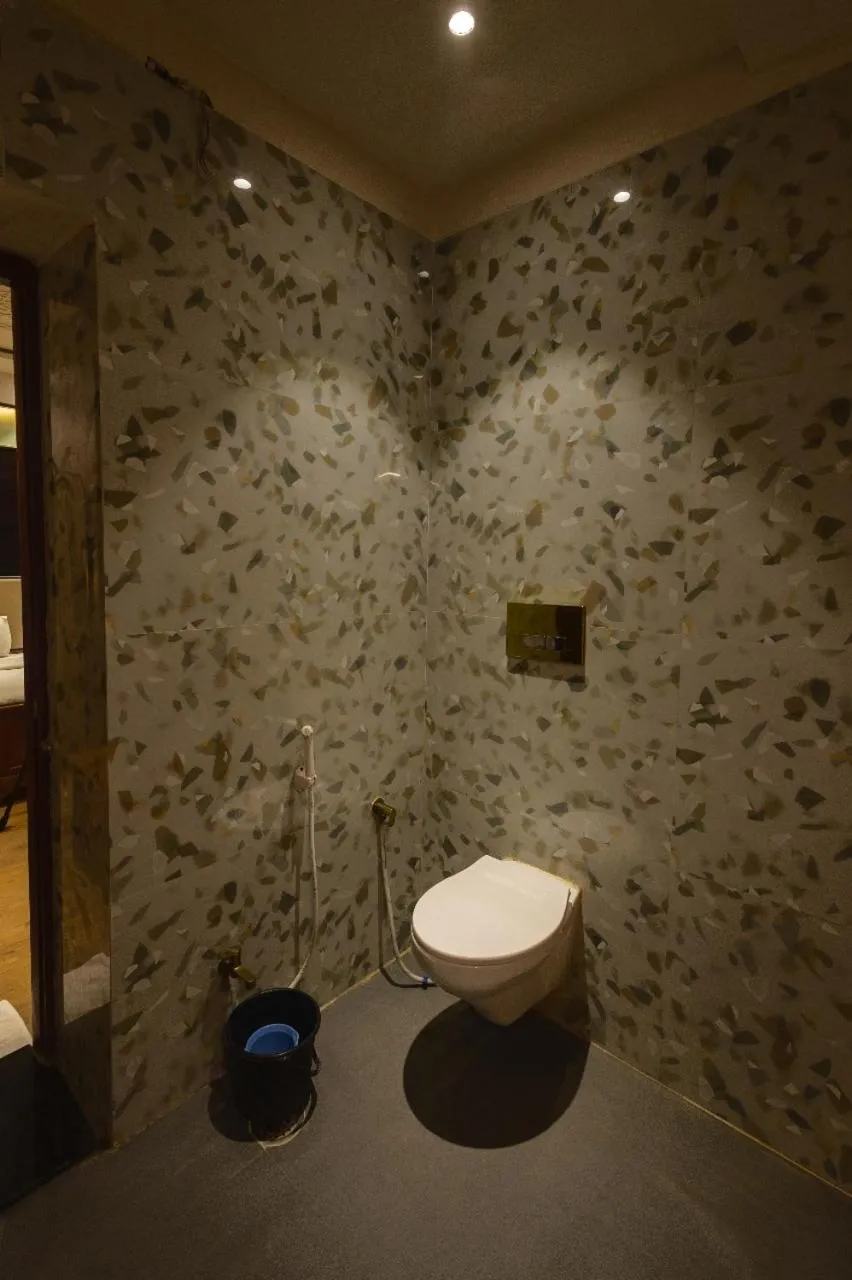 Bathroom in Heritage Kuchaman Haveli