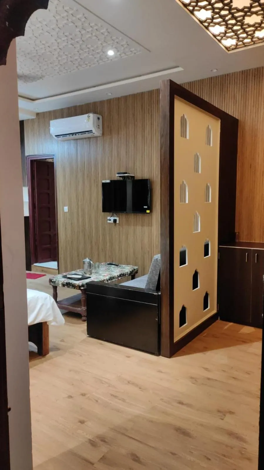 Photo of the whole room in Heritage Kuchaman Haveli