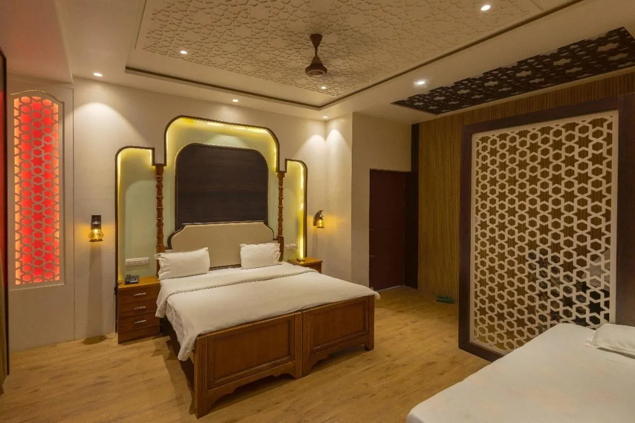 Bedroom, Bed in Heritage Kuchaman Haveli