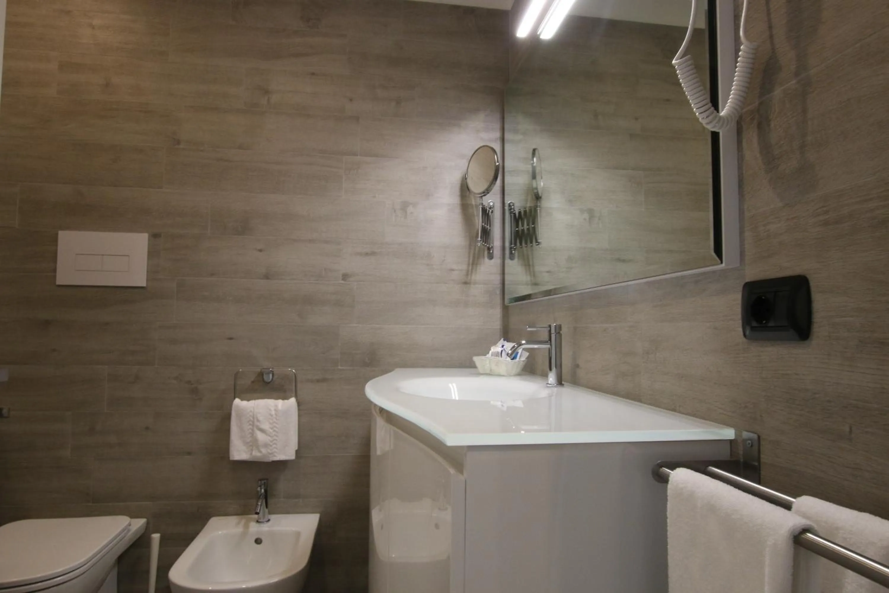 Shower in Eraclea Palace Hotel 4 stelle S