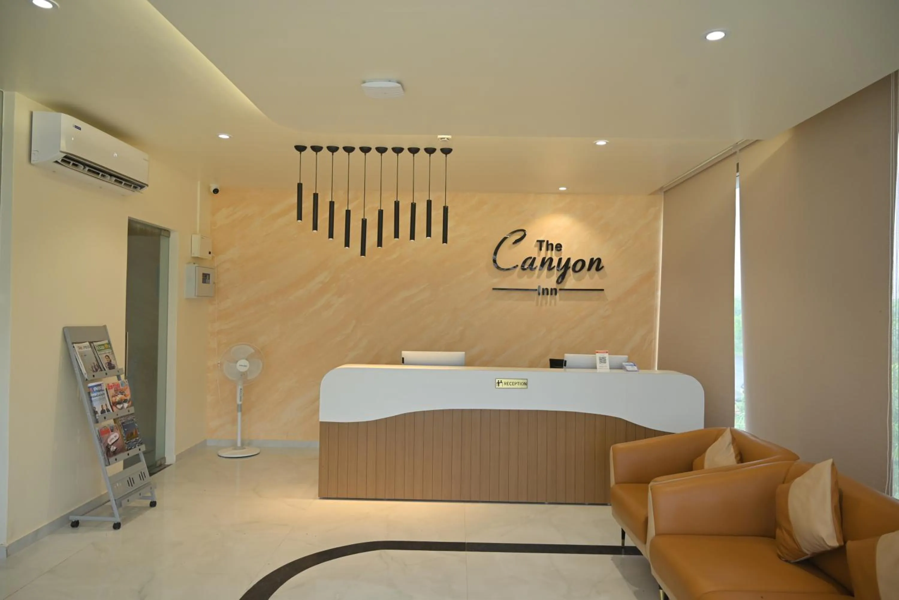 Lobby or reception in StayGuru The Canyon Inn