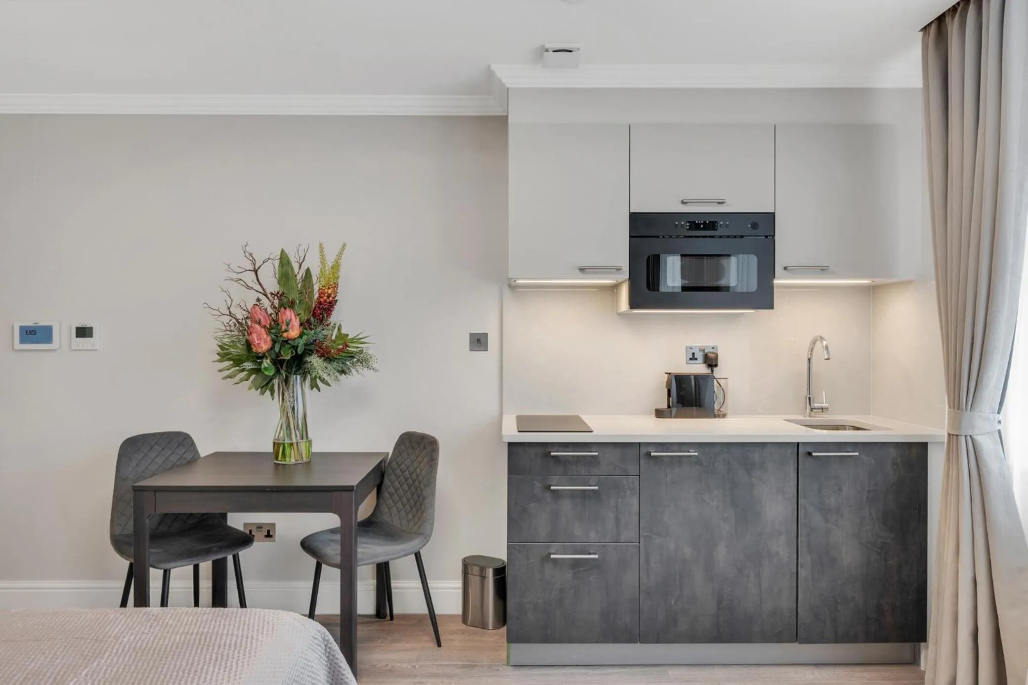 Kitchen or kitchenette in Cleveland Residences Bloomsbury