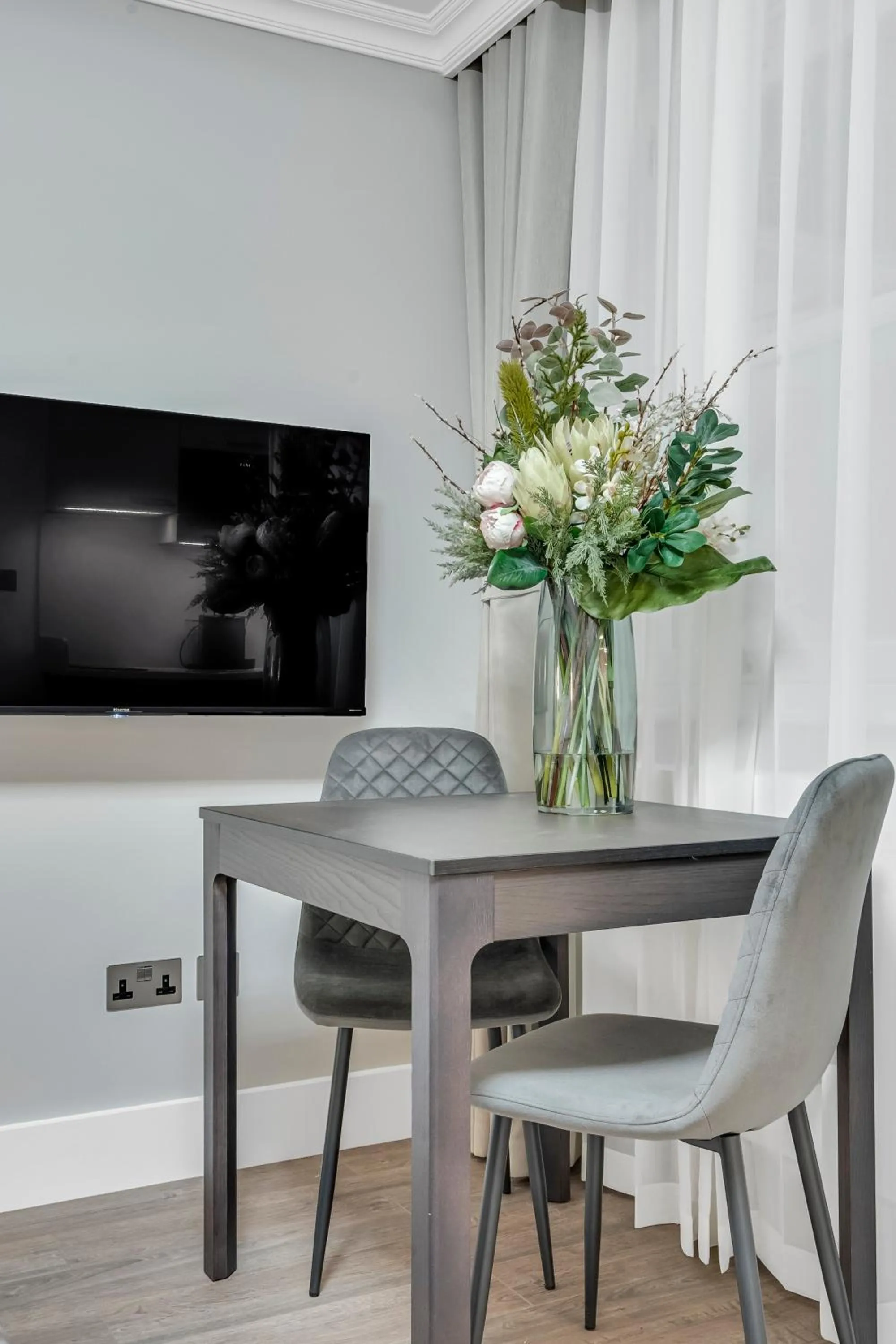 TV and multimedia in Cleveland Residences Bloomsbury