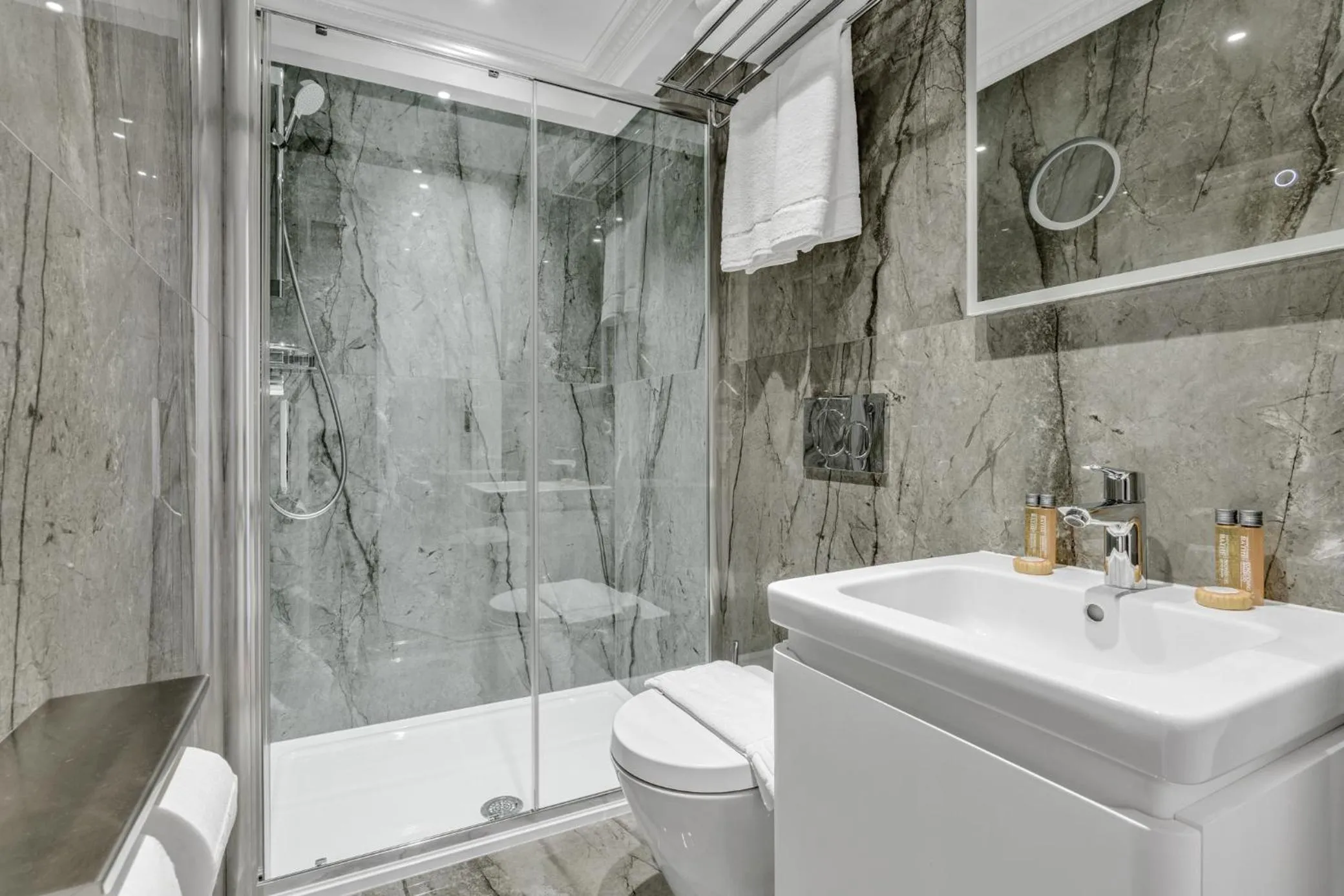 Bathroom in Cleveland Residences Bloomsbury