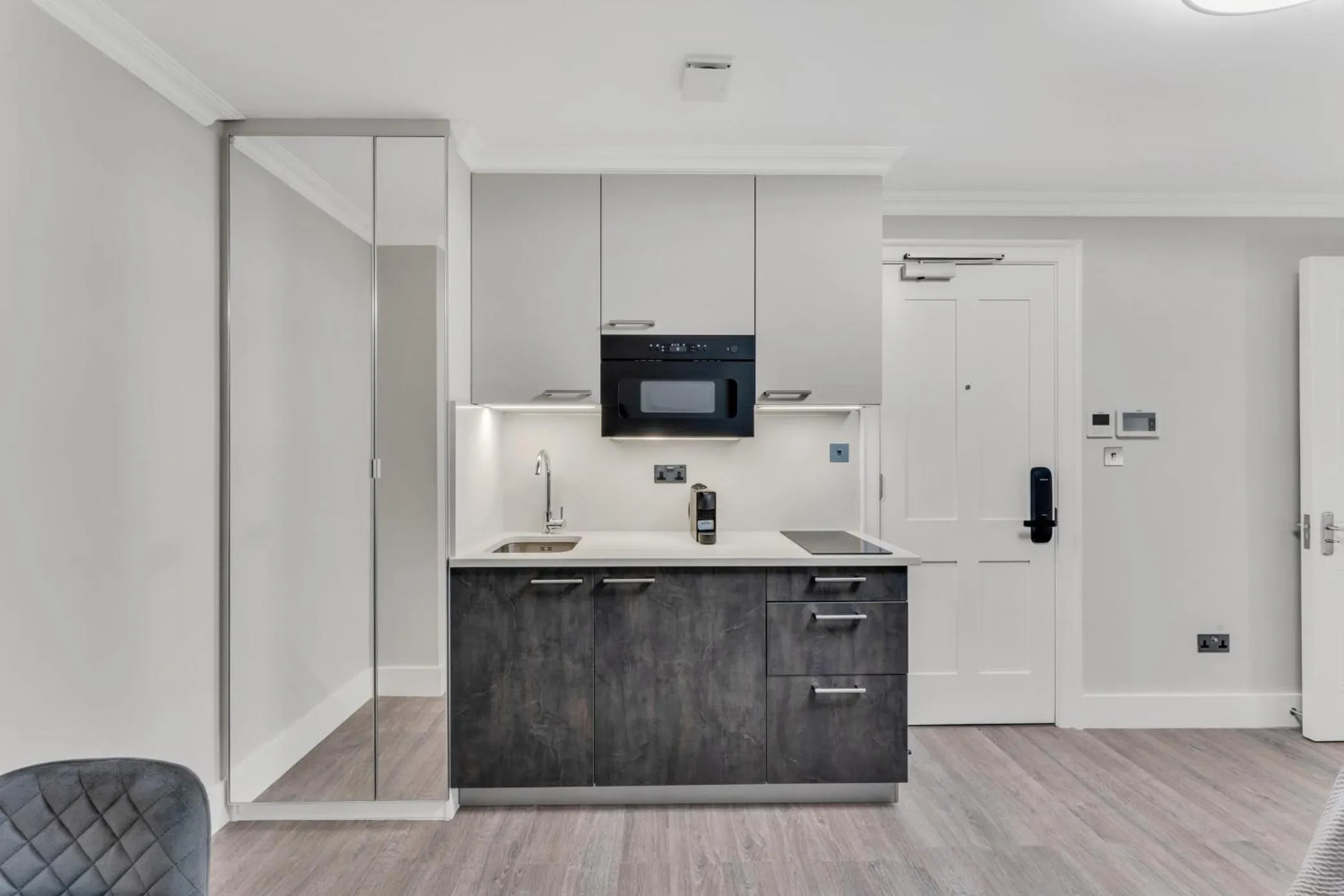 Kitchen or kitchenette in Cleveland Residences Bloomsbury