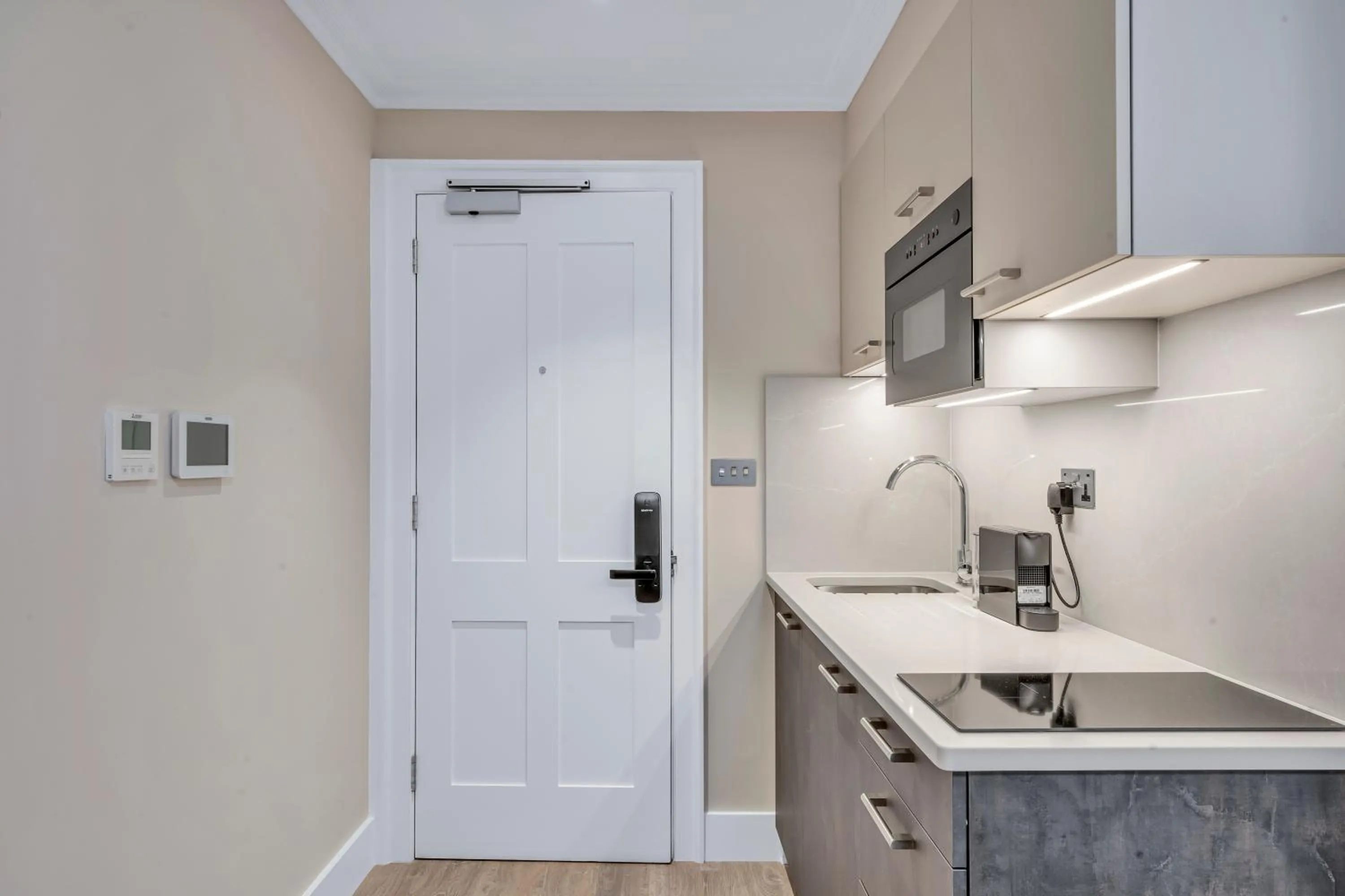 Kitchen or kitchenette in Cleveland Residences Bloomsbury