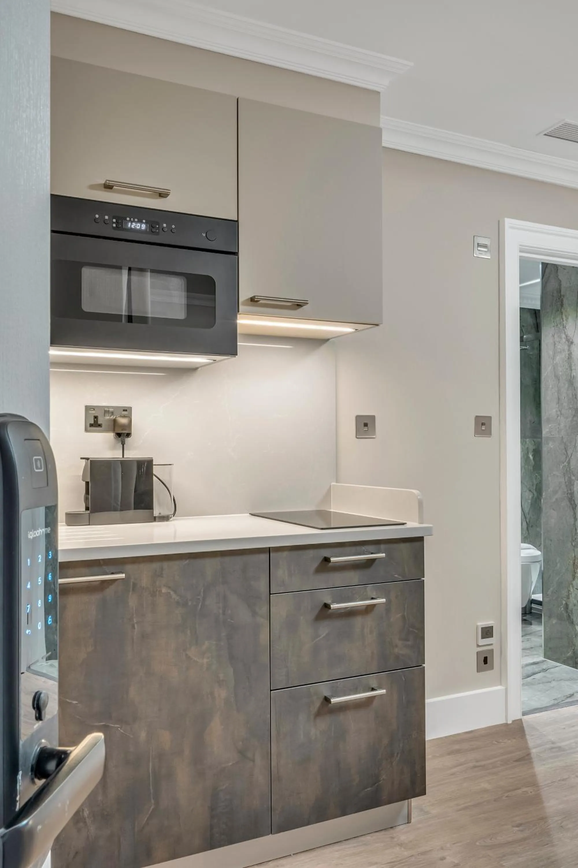 Kitchen or kitchenette in Cleveland Residences Bloomsbury