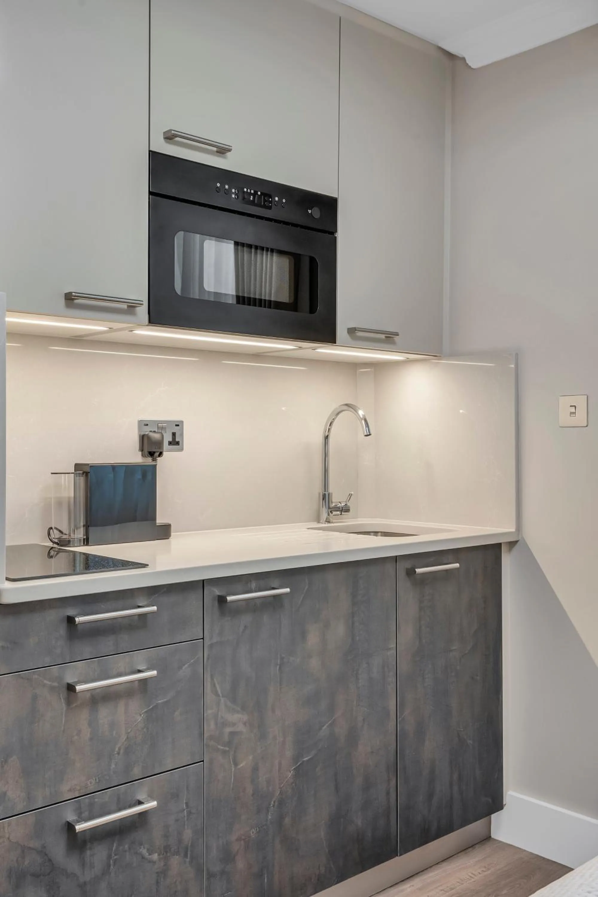 Kitchen or kitchenette in Cleveland Residences Bloomsbury