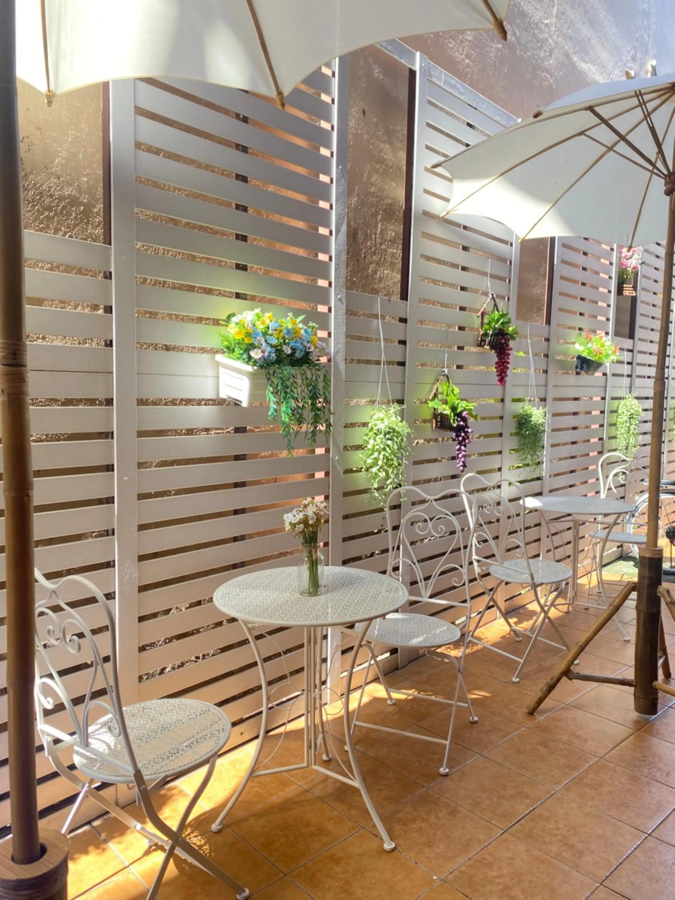 Dining area in Baan Chinnakarn