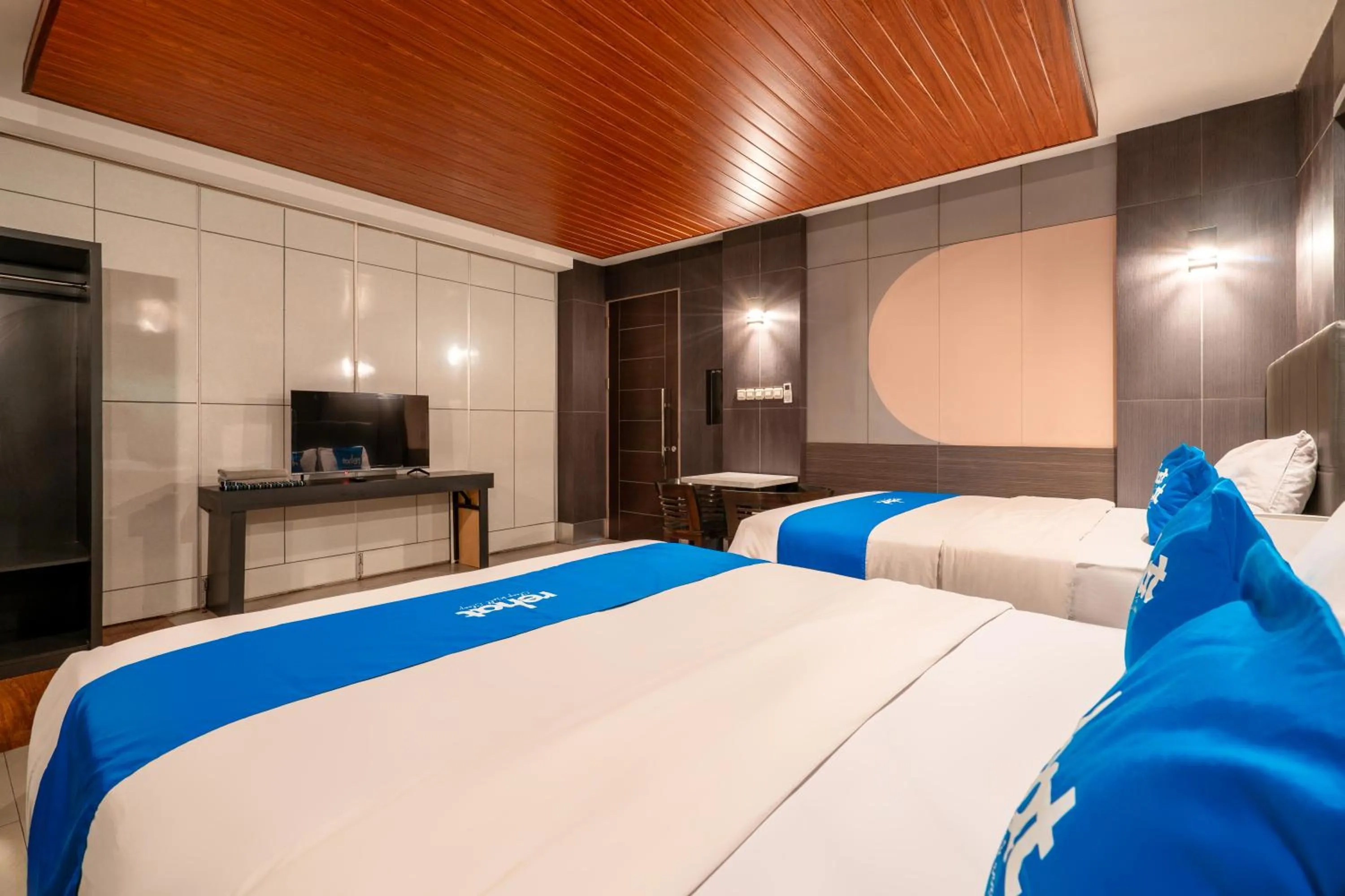 Bed in Rehat at Dago Sky Hotel