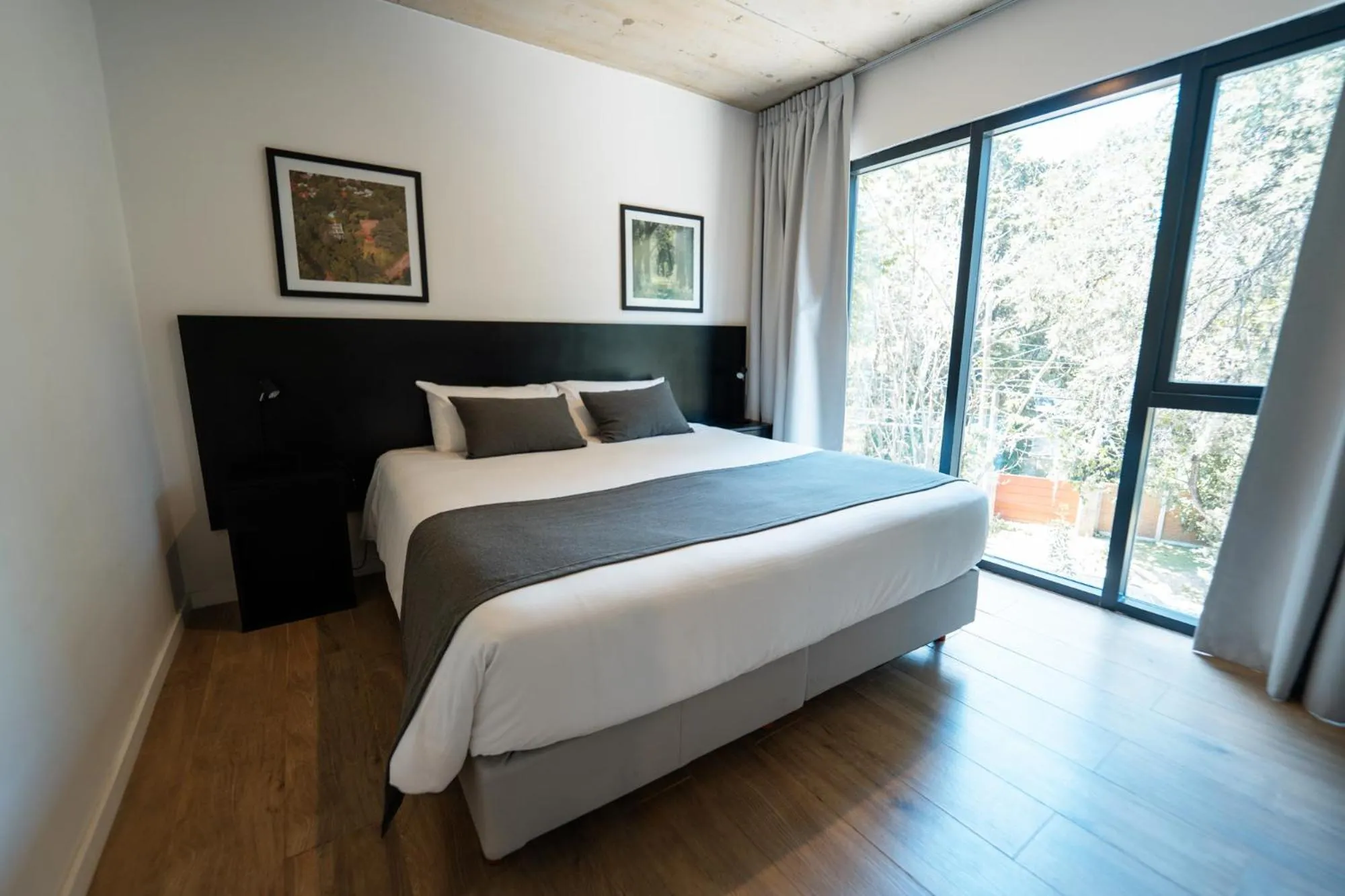 Bed in Mérit Parque Leloir by Amérian