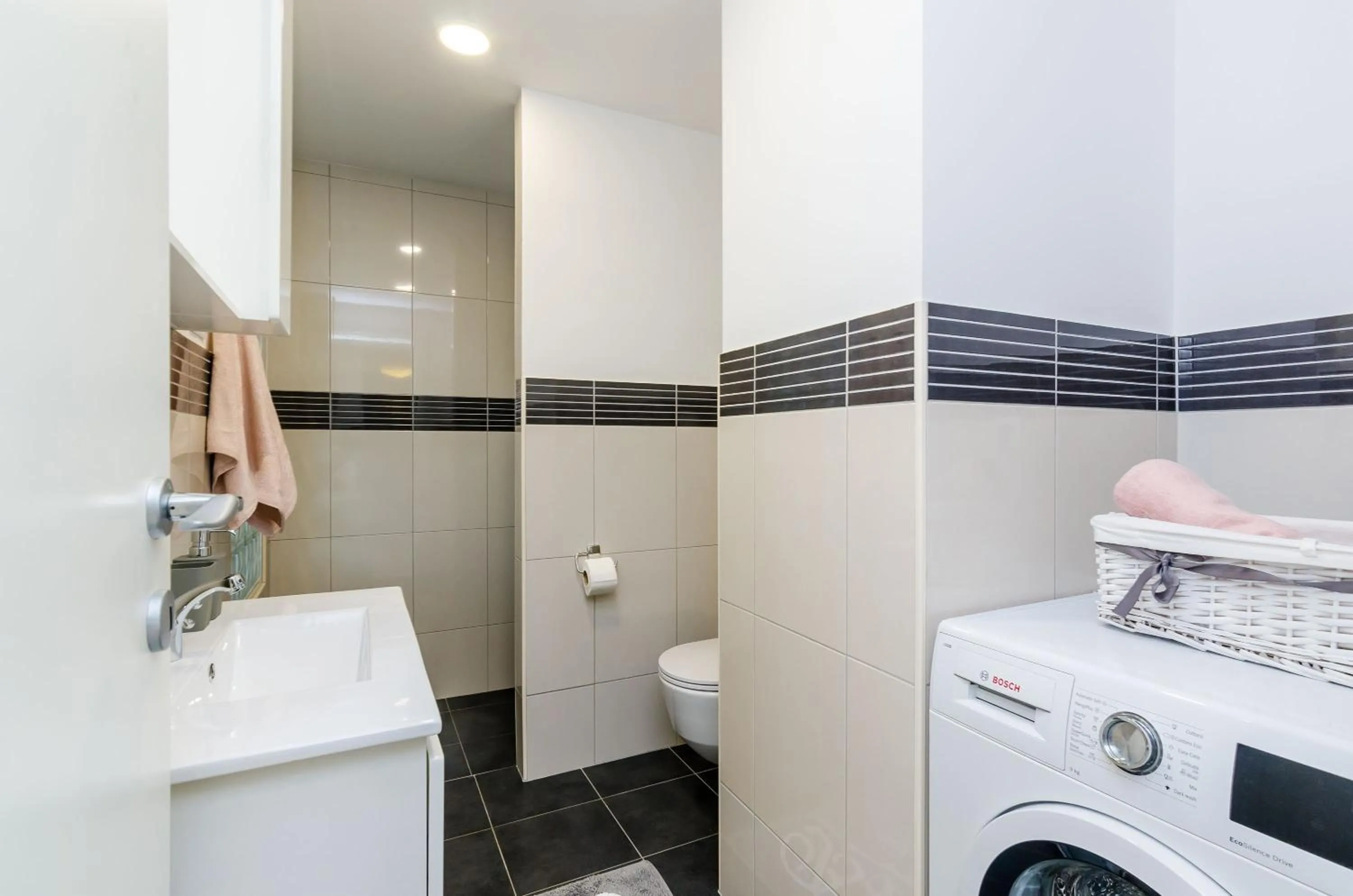 Bathroom in Villa Art Gallery