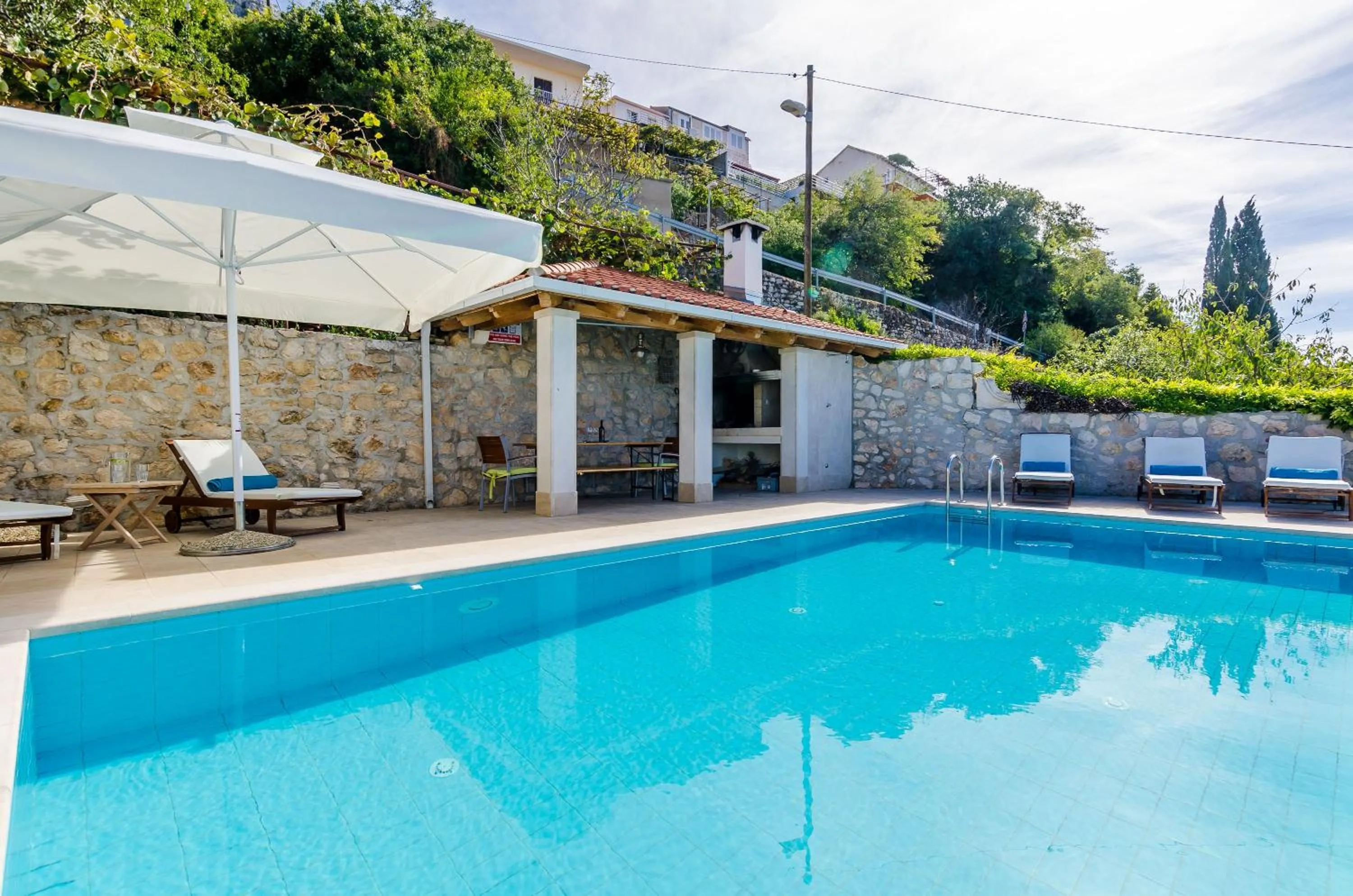 Swimming pool in Villa Art Gallery