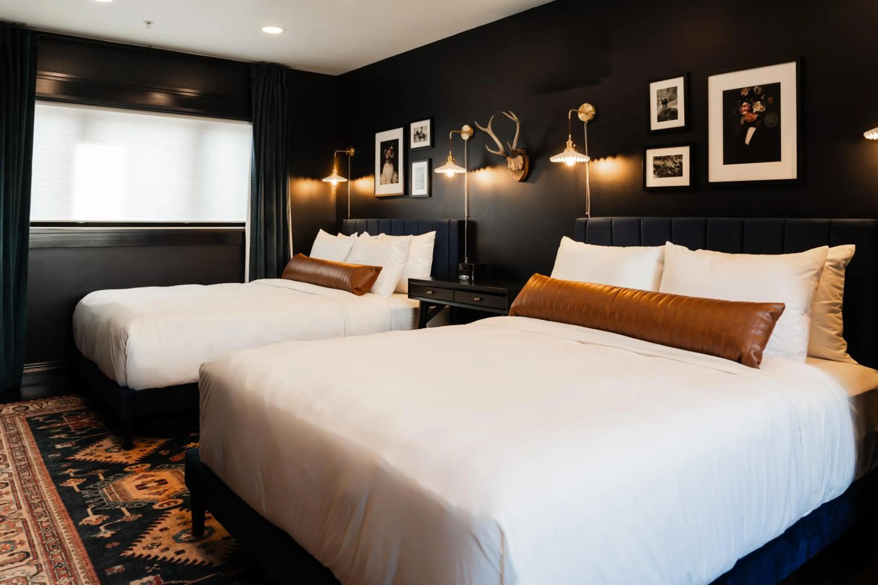 Bed in The Hotel Melrose