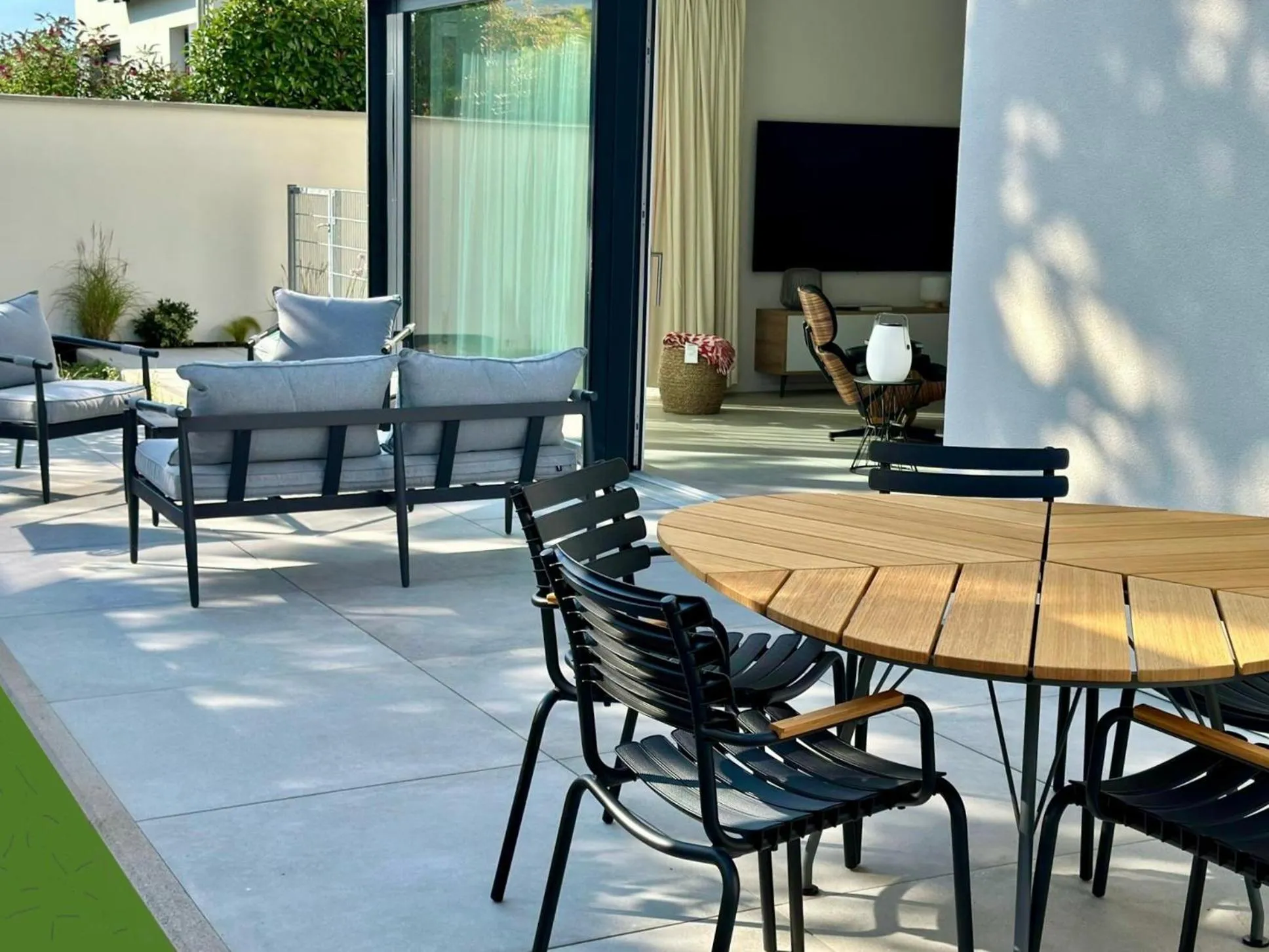 Garden in Homely Basel Airport