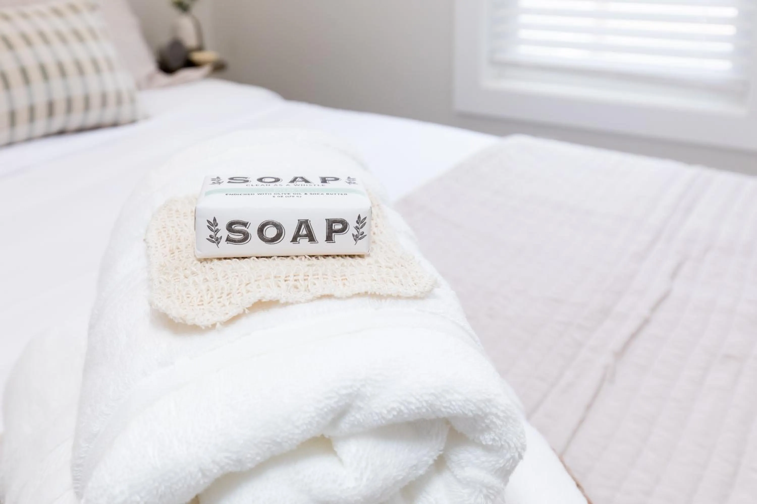 Bed in Inn At Fulton Boutique Hotel