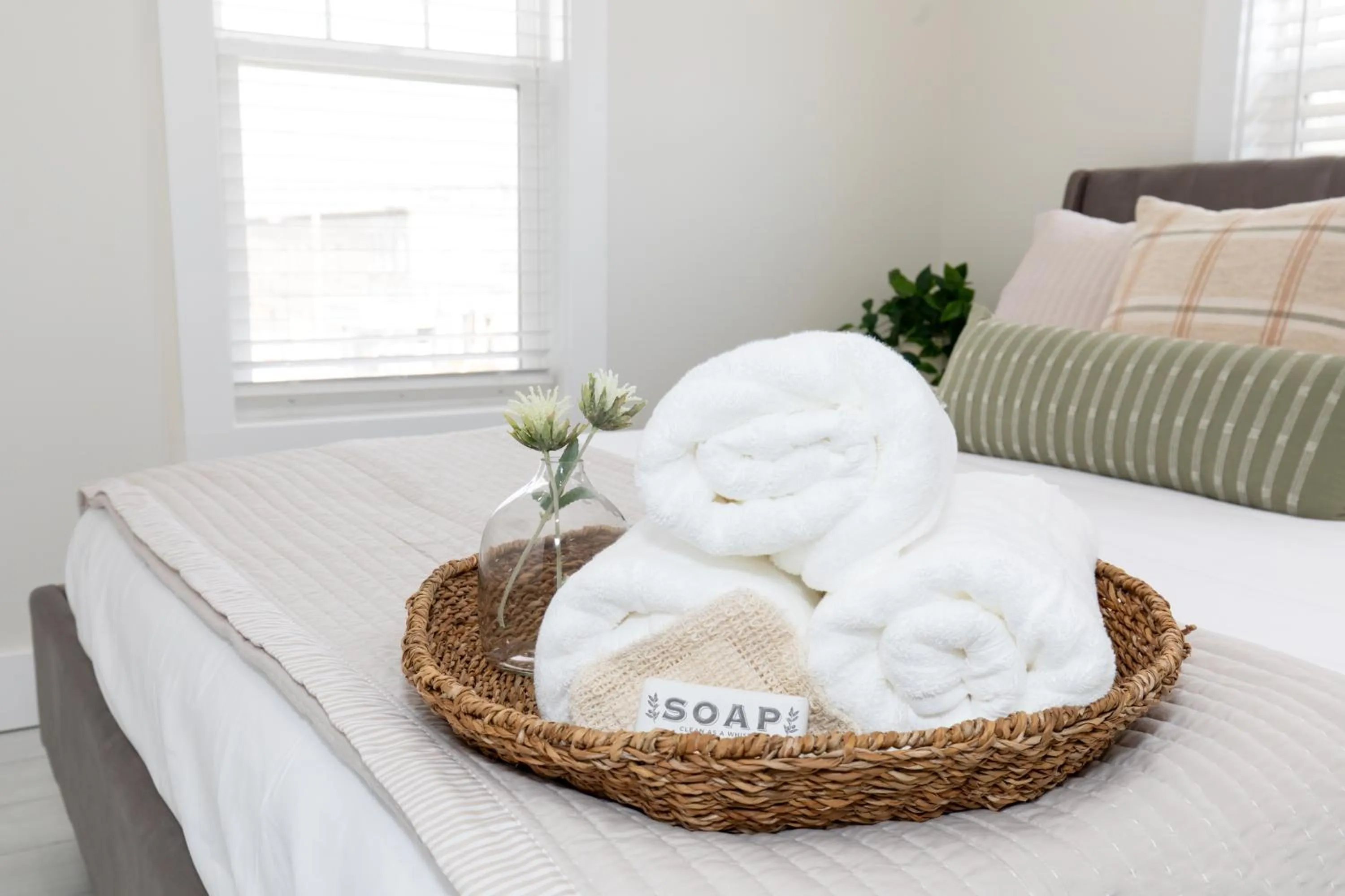 Property building, Bed in Inn At Fulton Boutique Hotel