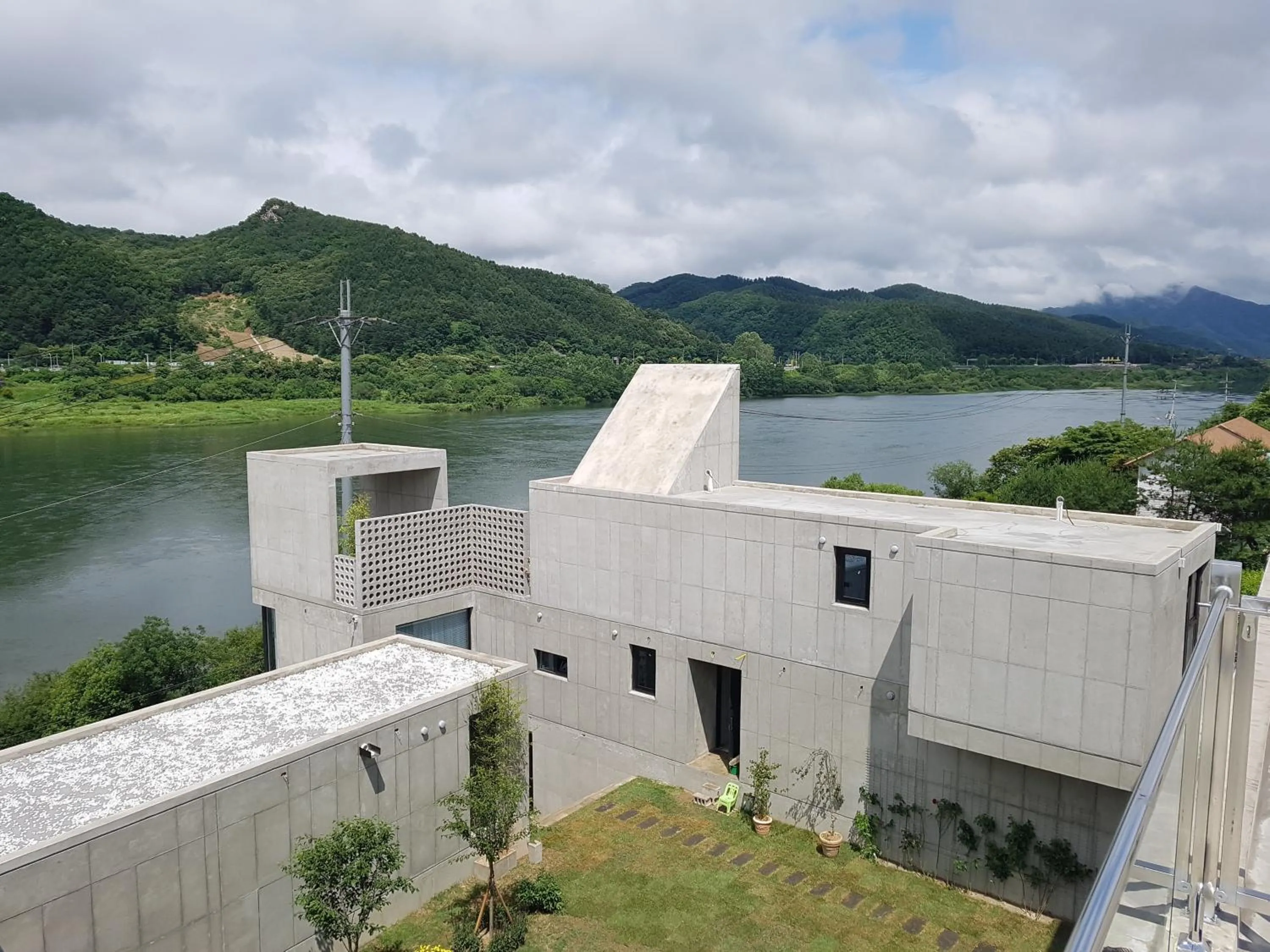 Chuncheon Onda Poolvilla