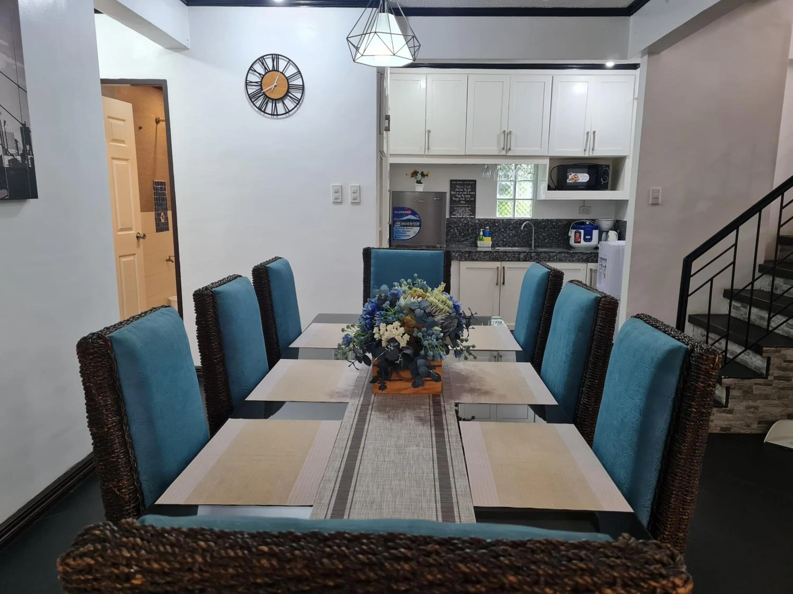 Dining area in Casa Eliana Garden Villa by SMS Hospitality