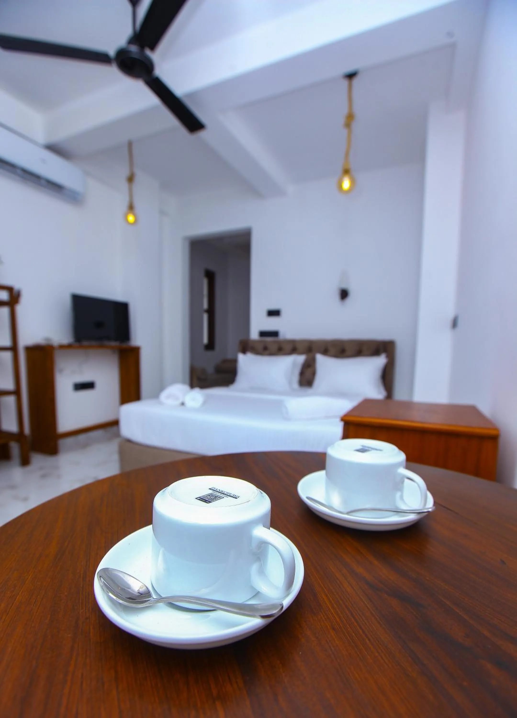 Photo of the whole room, Bed in Sakura Surf Lanka Hotel & Restaurant