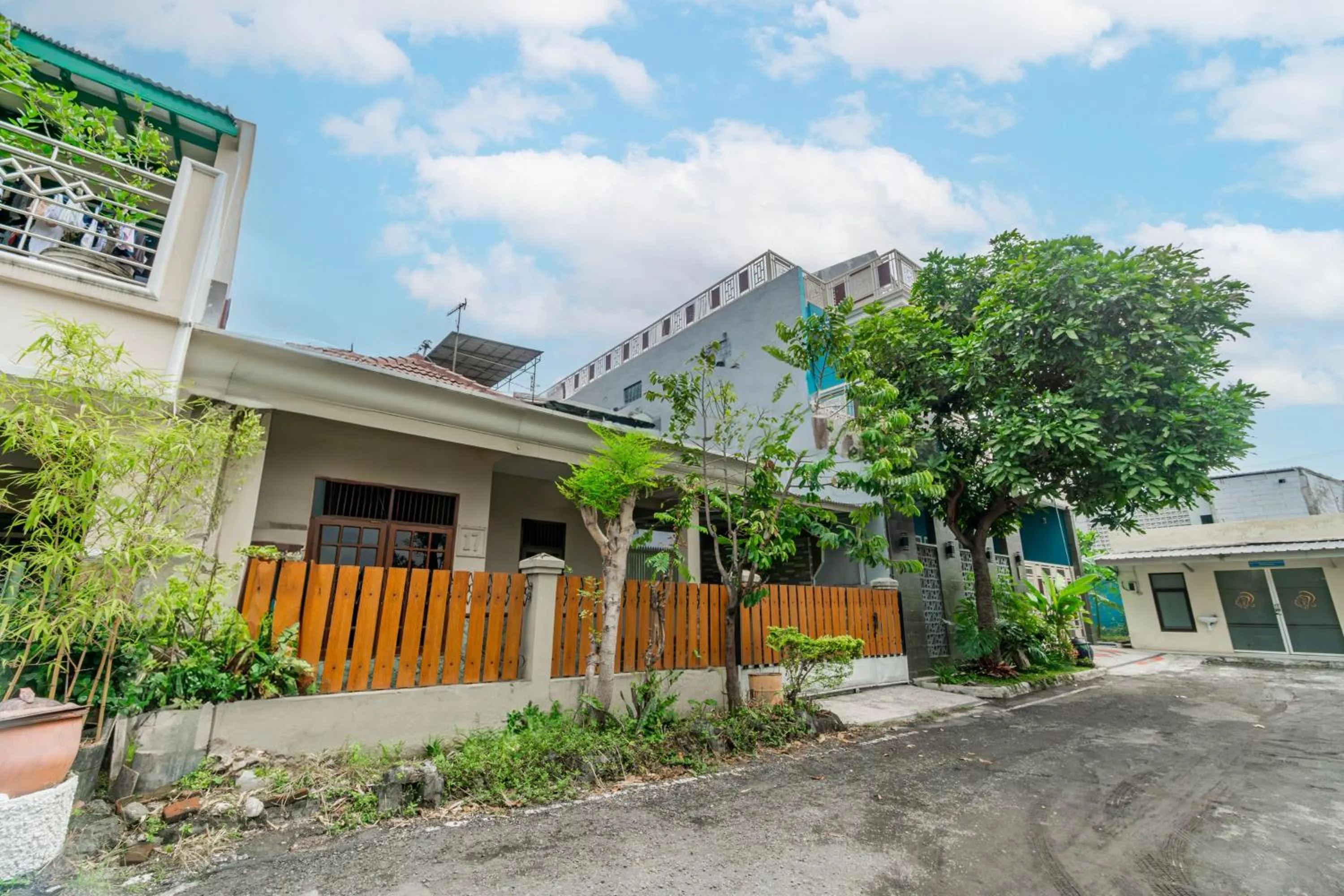 Facade/entrance in Hotel O Anasya Homestay